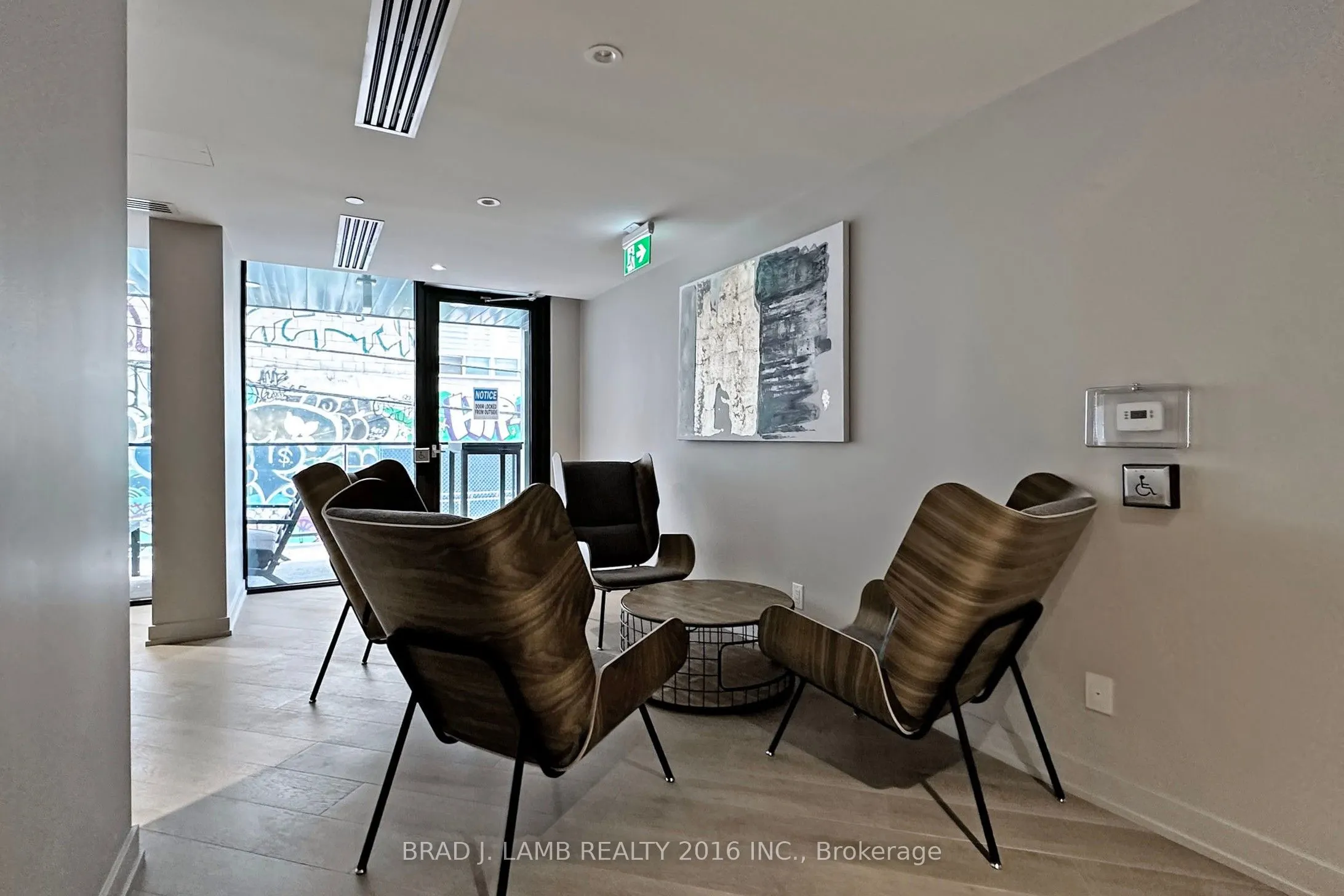458 Richmond Street W, #1701