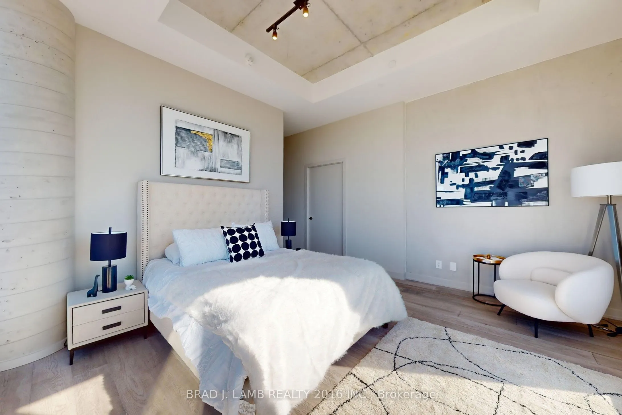 458 Richmond Street W, #1701