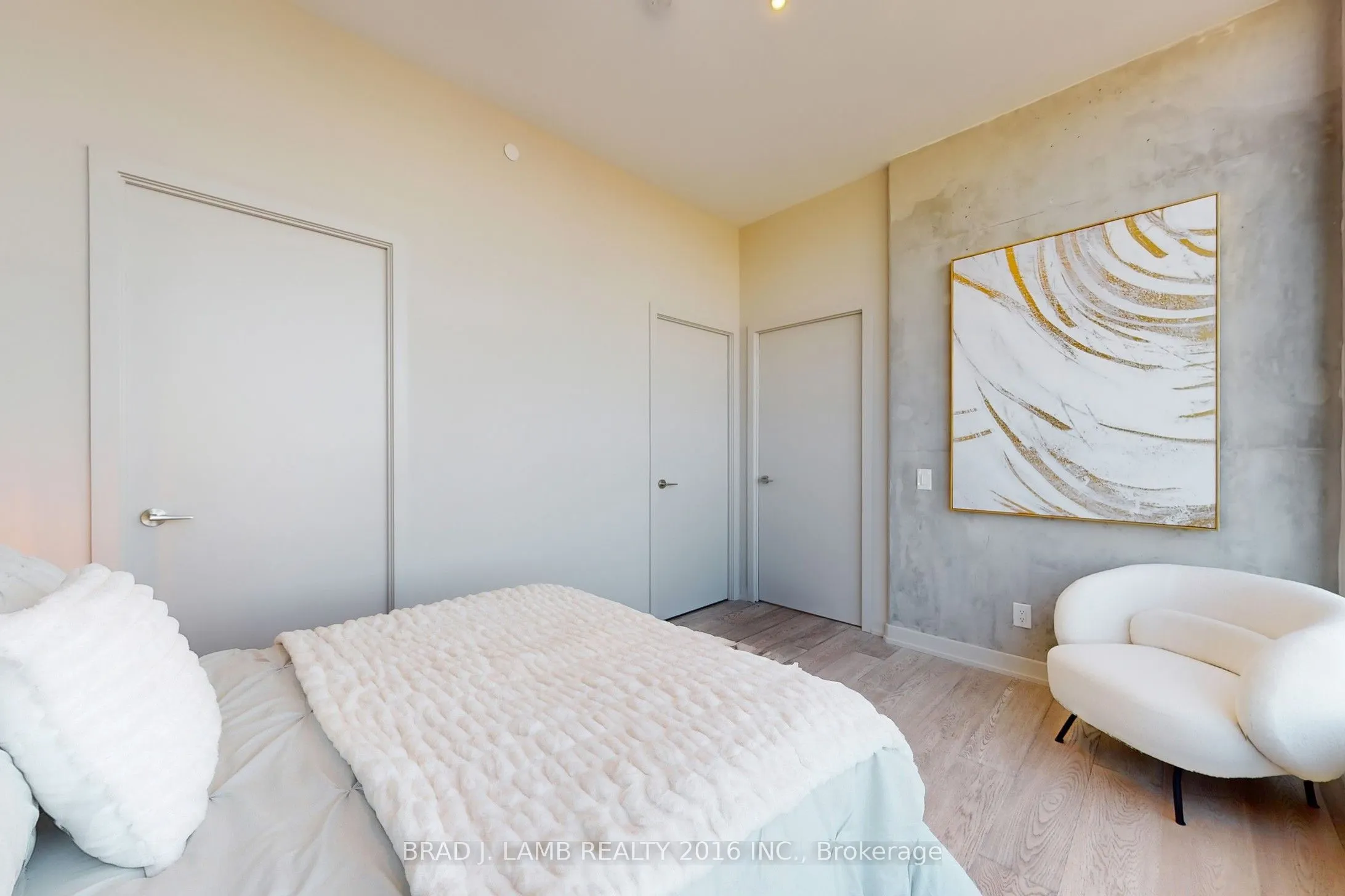 458 Richmond Street W, #1701