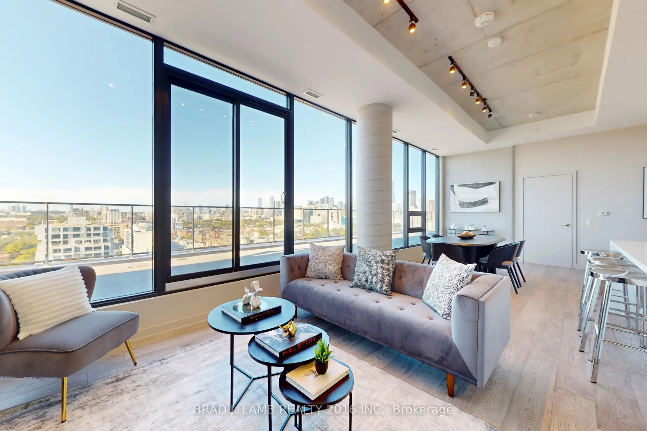 458 Richmond Street W, #1701