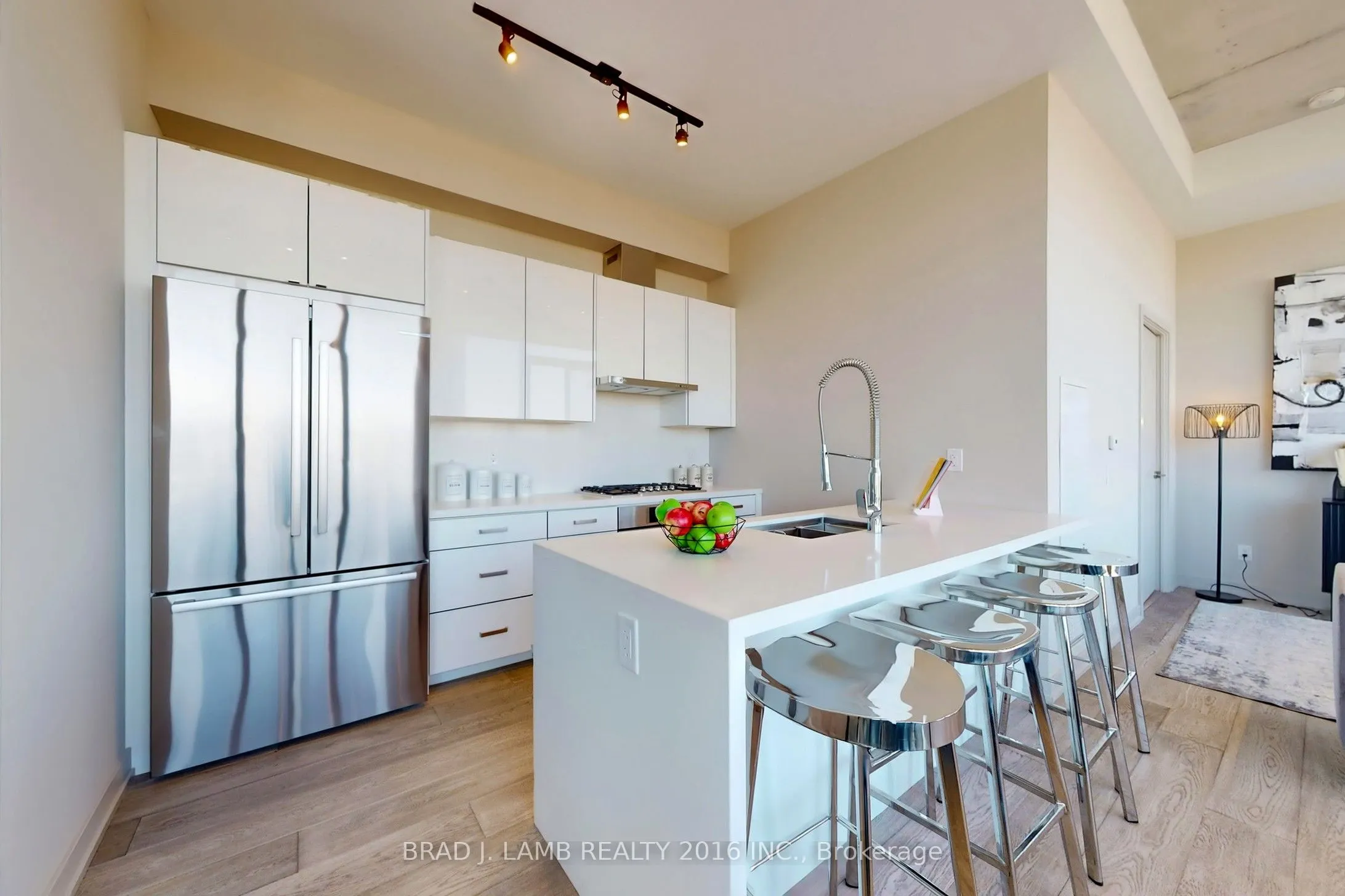 458 Richmond Street W, #1701