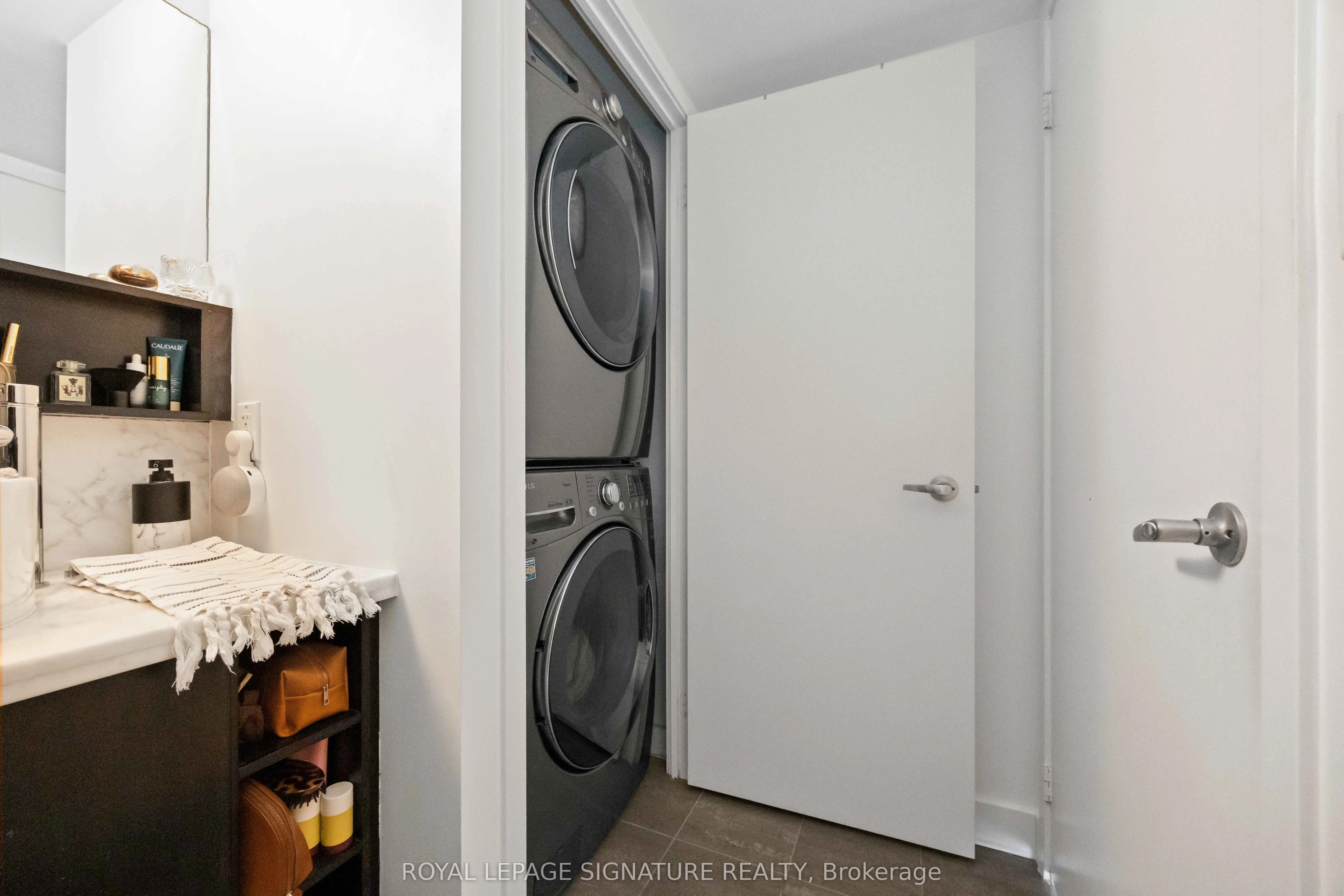 11 Brunel Court, #4502