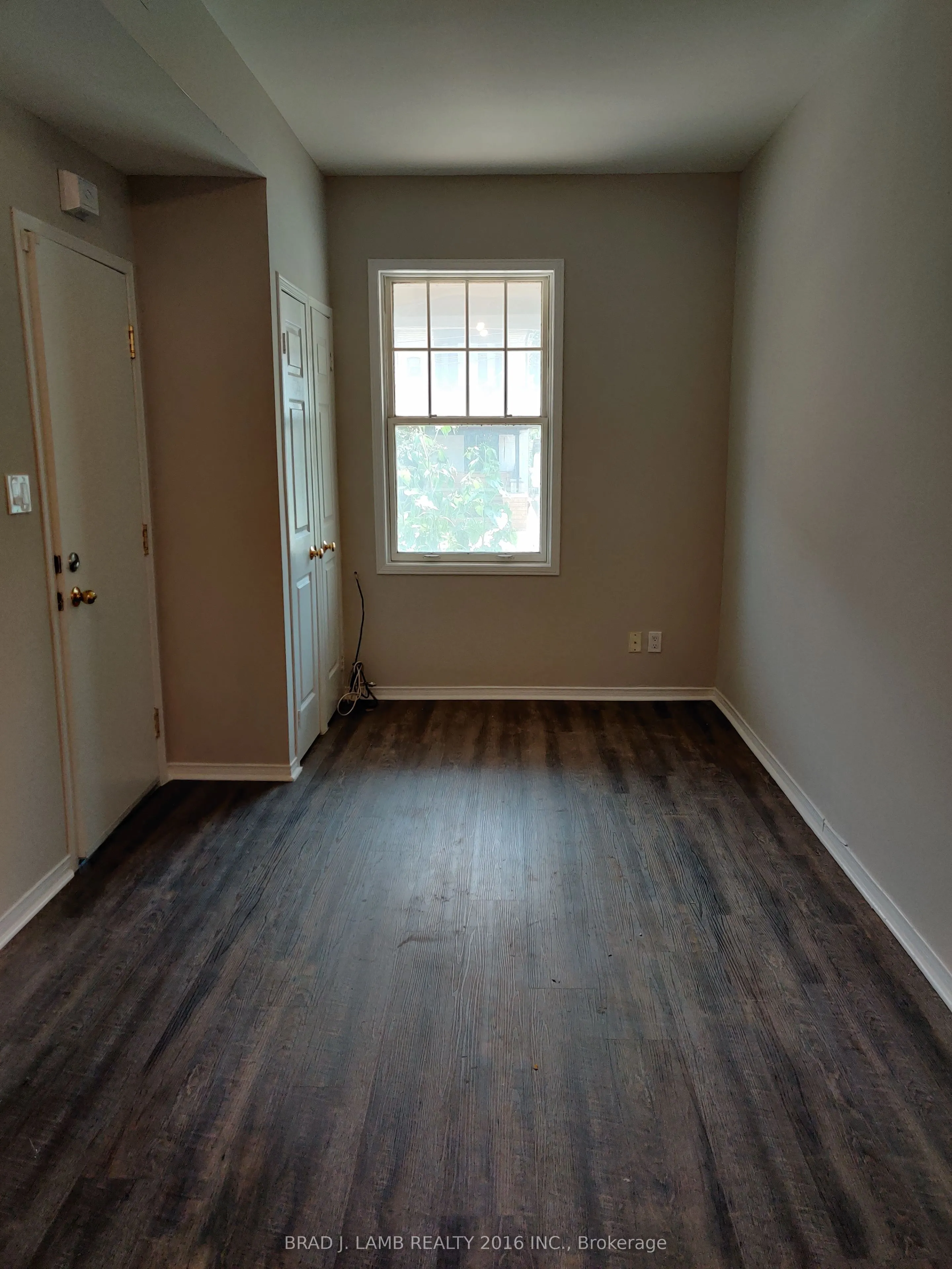 550 Dupont Street, #Main