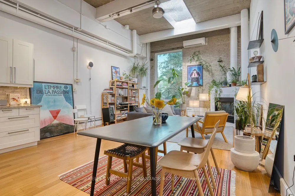 264 Seaton Street, #206