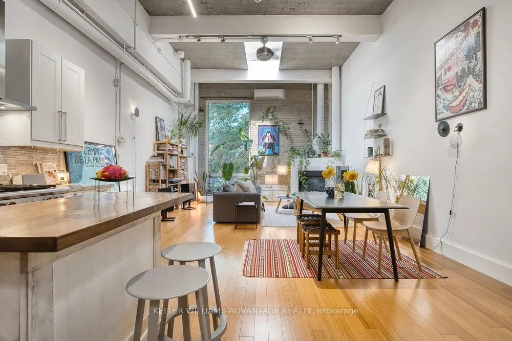264 Seaton Street, #206