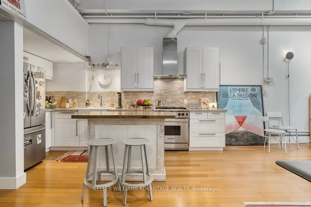 264 Seaton Street, #206
