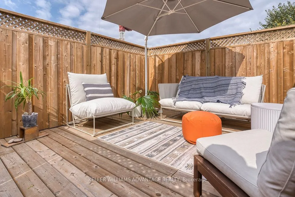 264 Seaton Street, #206