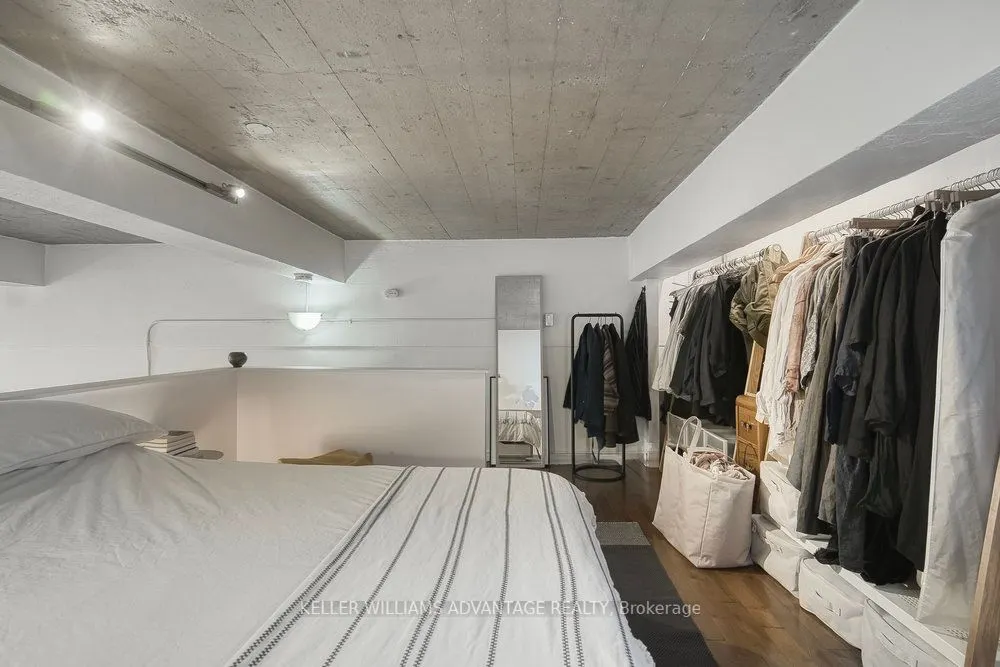 264 Seaton Street, #206