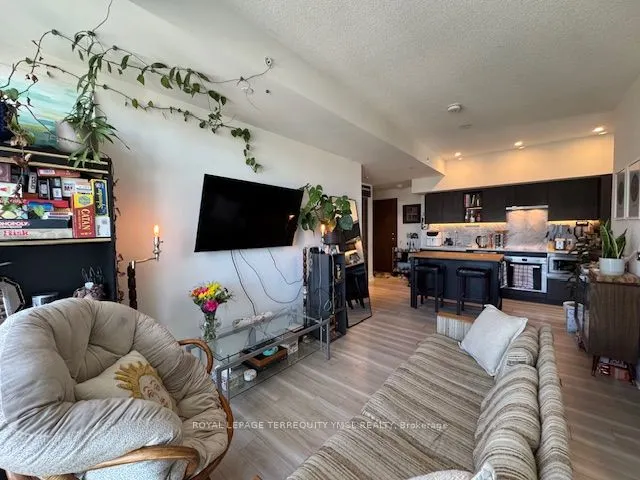 17 Bathurst Street, #3606