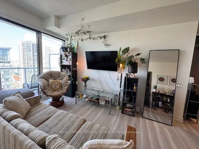 17 Bathurst Street, #3606