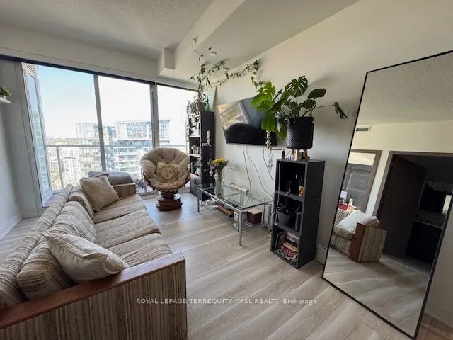 17 Bathurst Street, #3606
