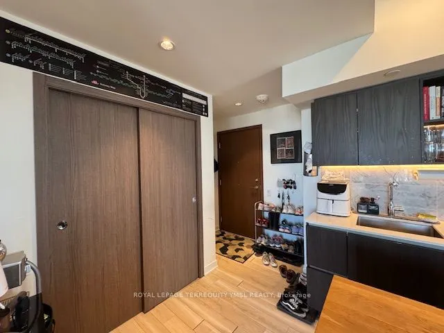 17 Bathurst Street, #3606