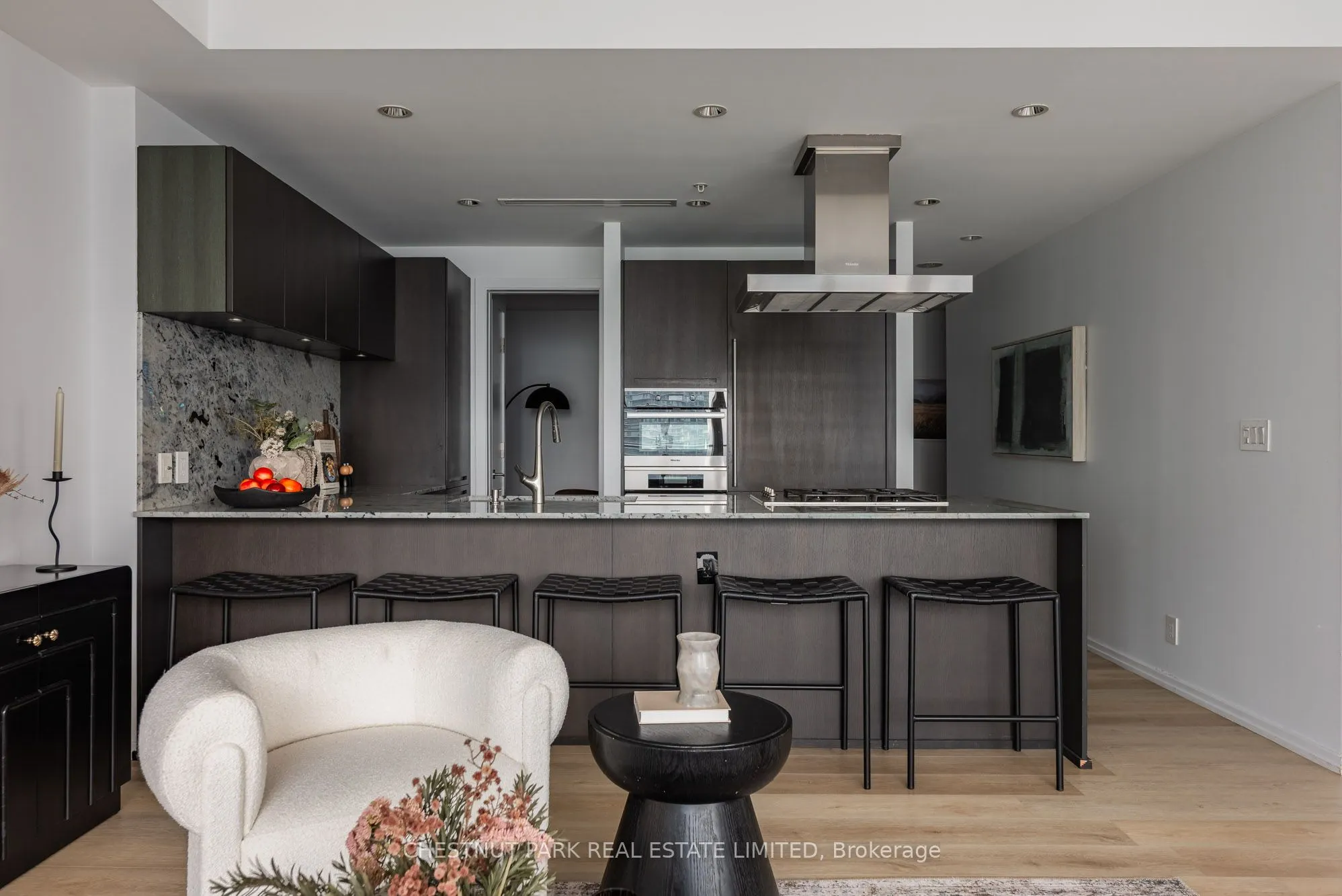 180 University Avenue, #3203