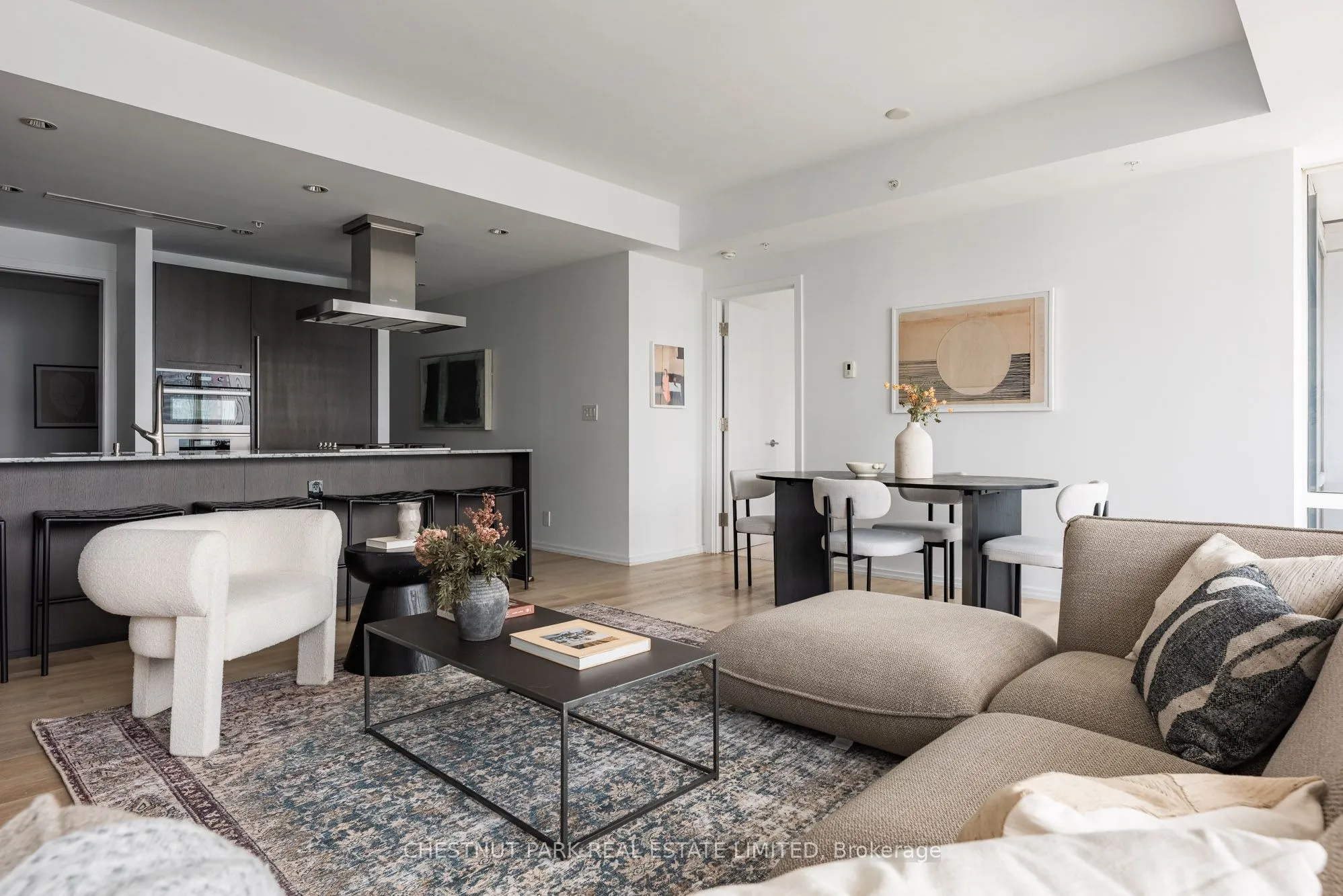 180 University Avenue, #3203