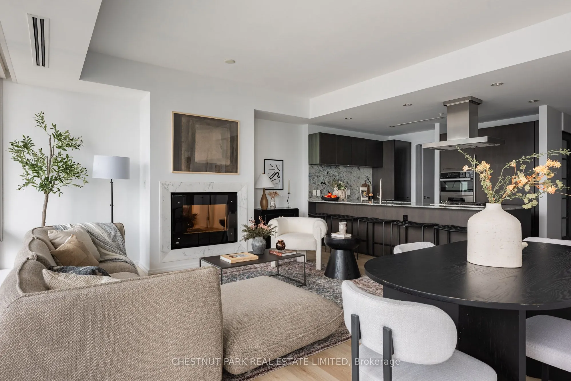180 University Avenue, #3203