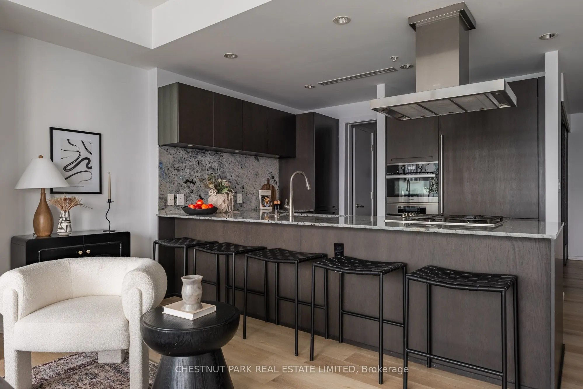 180 University Avenue, #3203