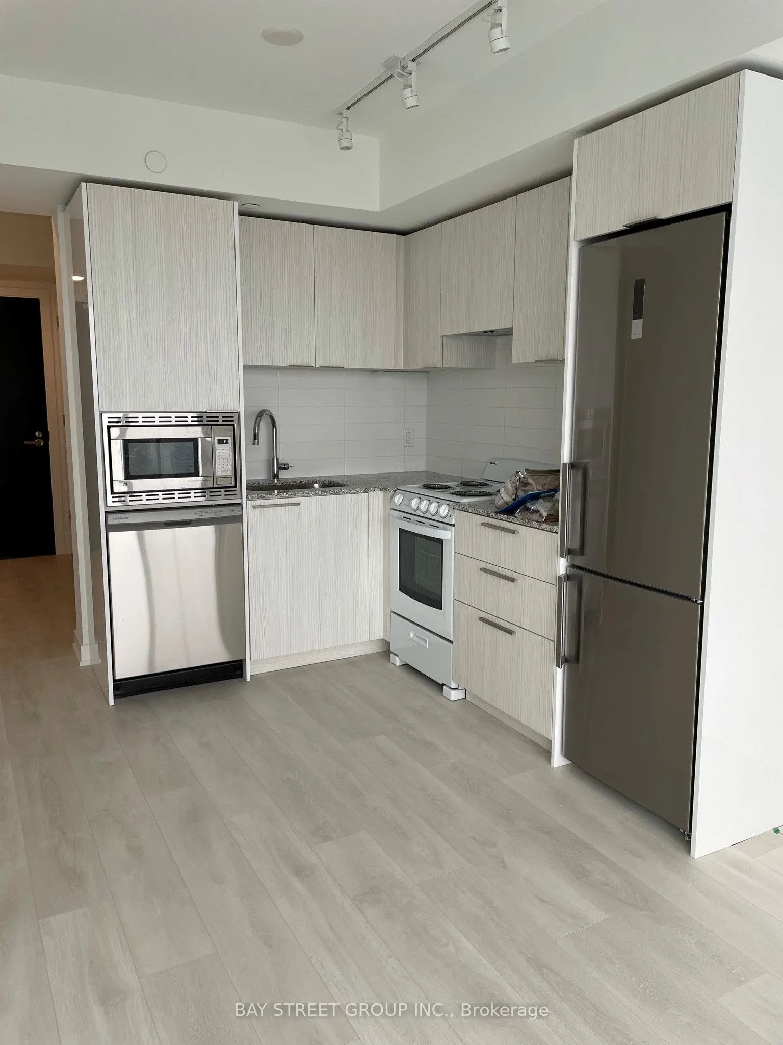 501 Yonge Street, #3308