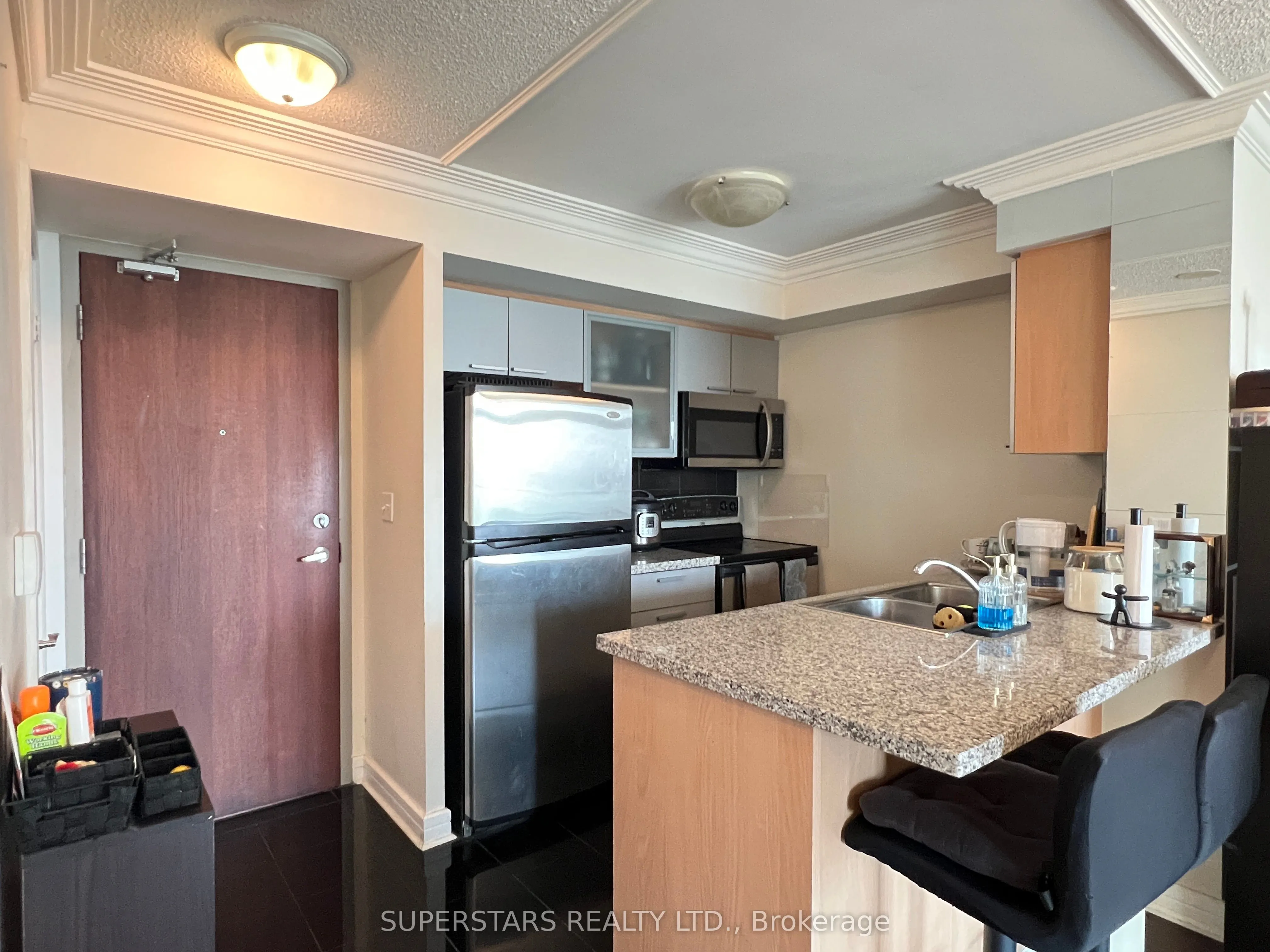 18 Harrison Garden Boulevard, #1507
