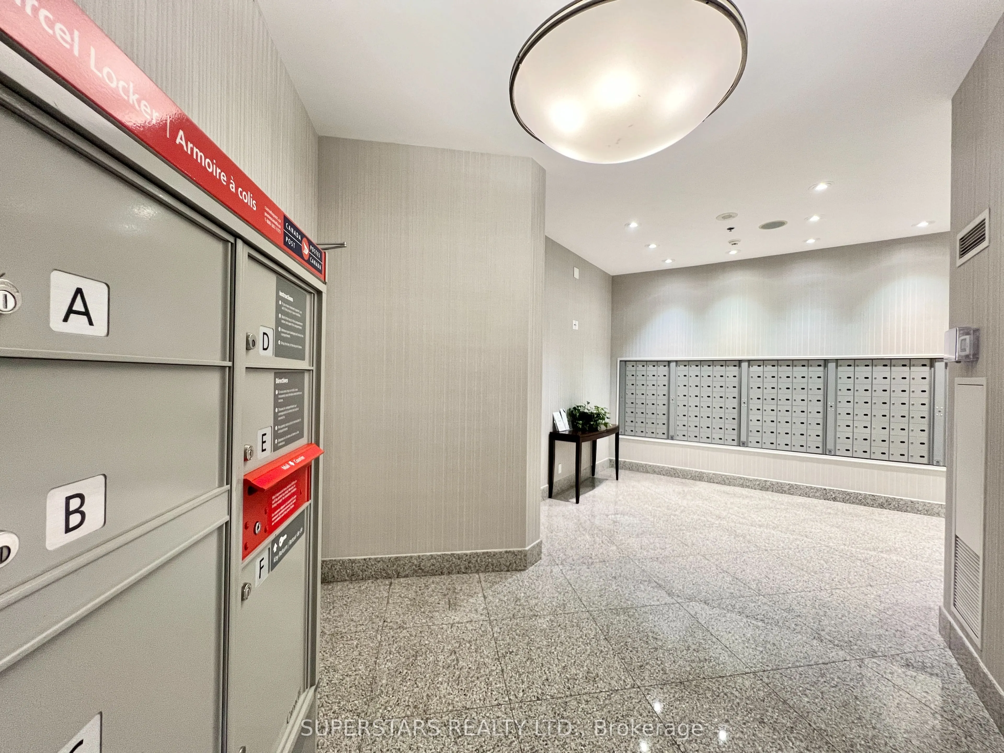 18 Harrison Garden Boulevard, #1507