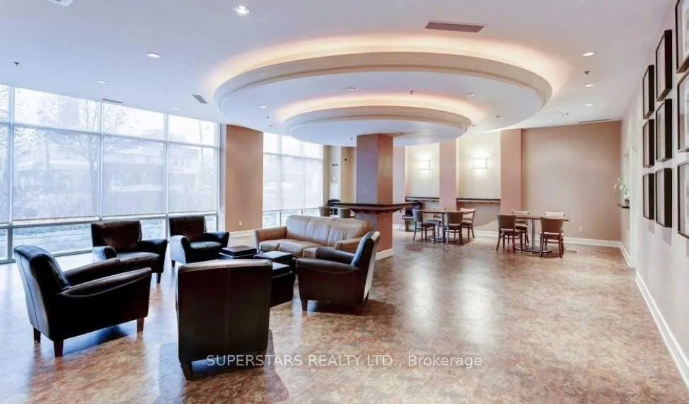 18 Harrison Garden Boulevard, #1507