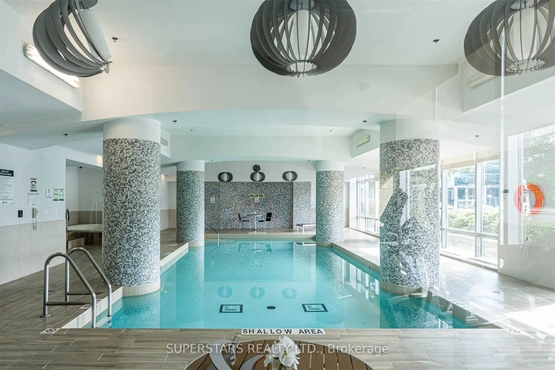 18 Harrison Garden Boulevard, #1507