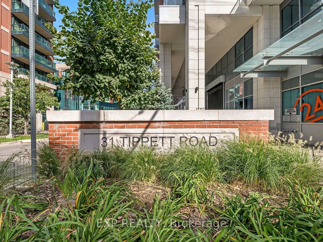 31 Tippett Road, #736