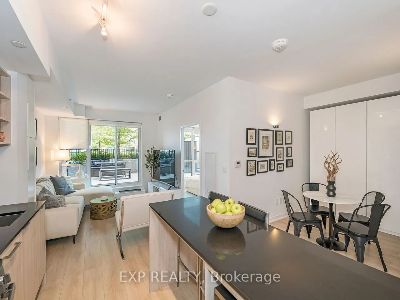31 Tippett Road, #736