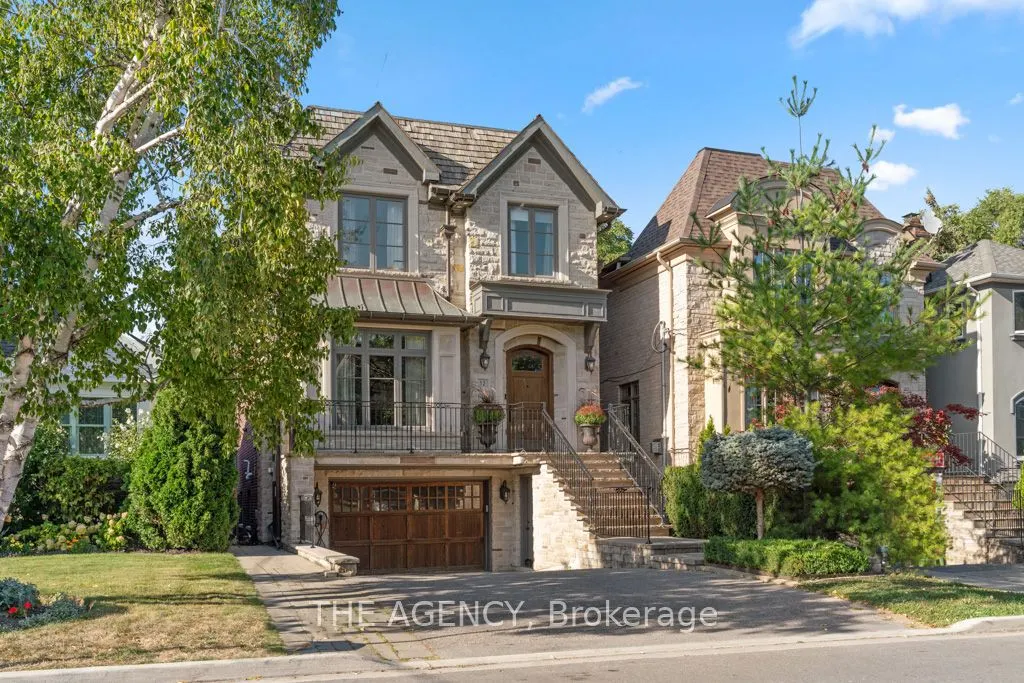 12 Dunblaine Avenue