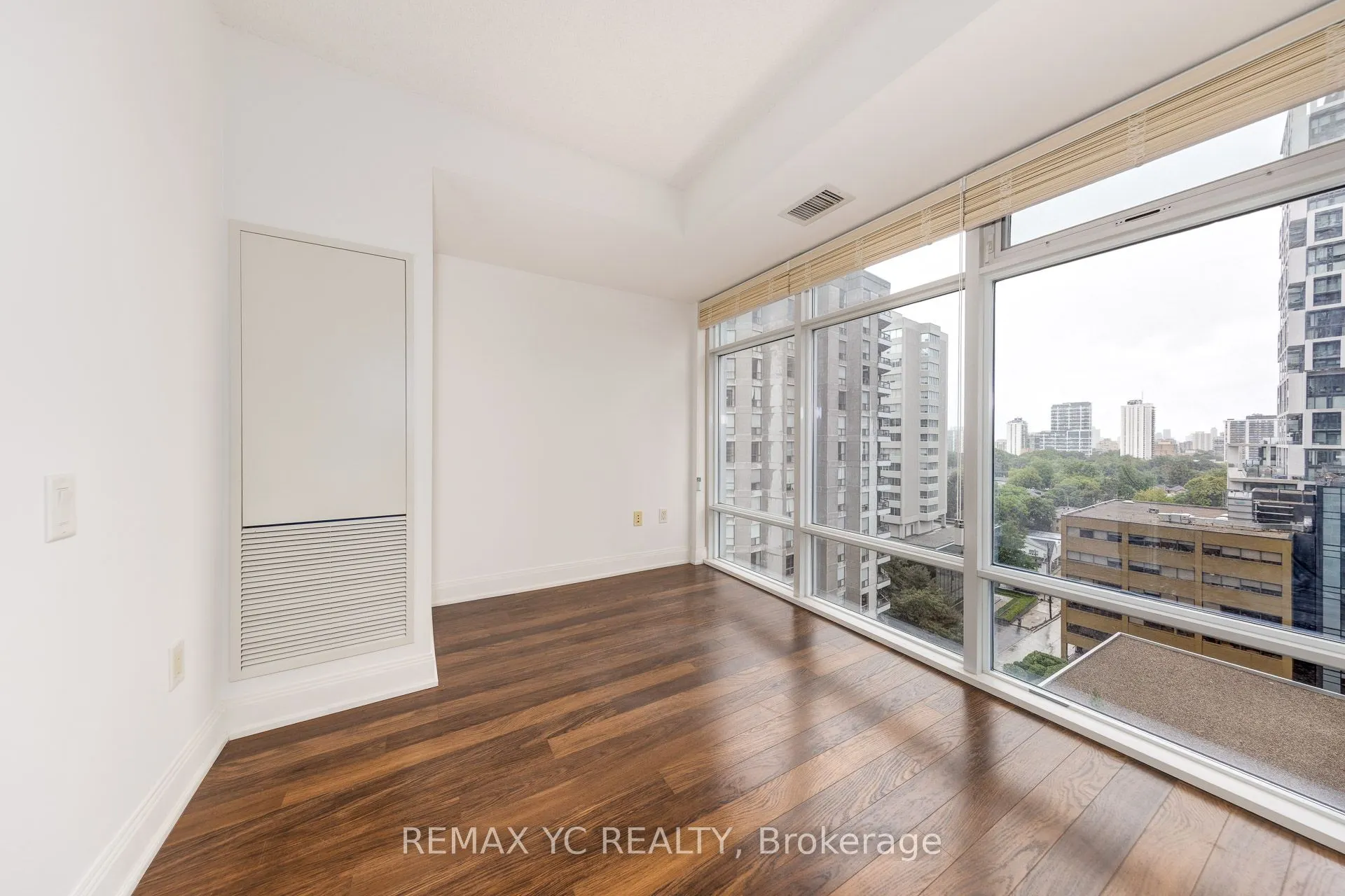 2191 Yonge Street, #1103