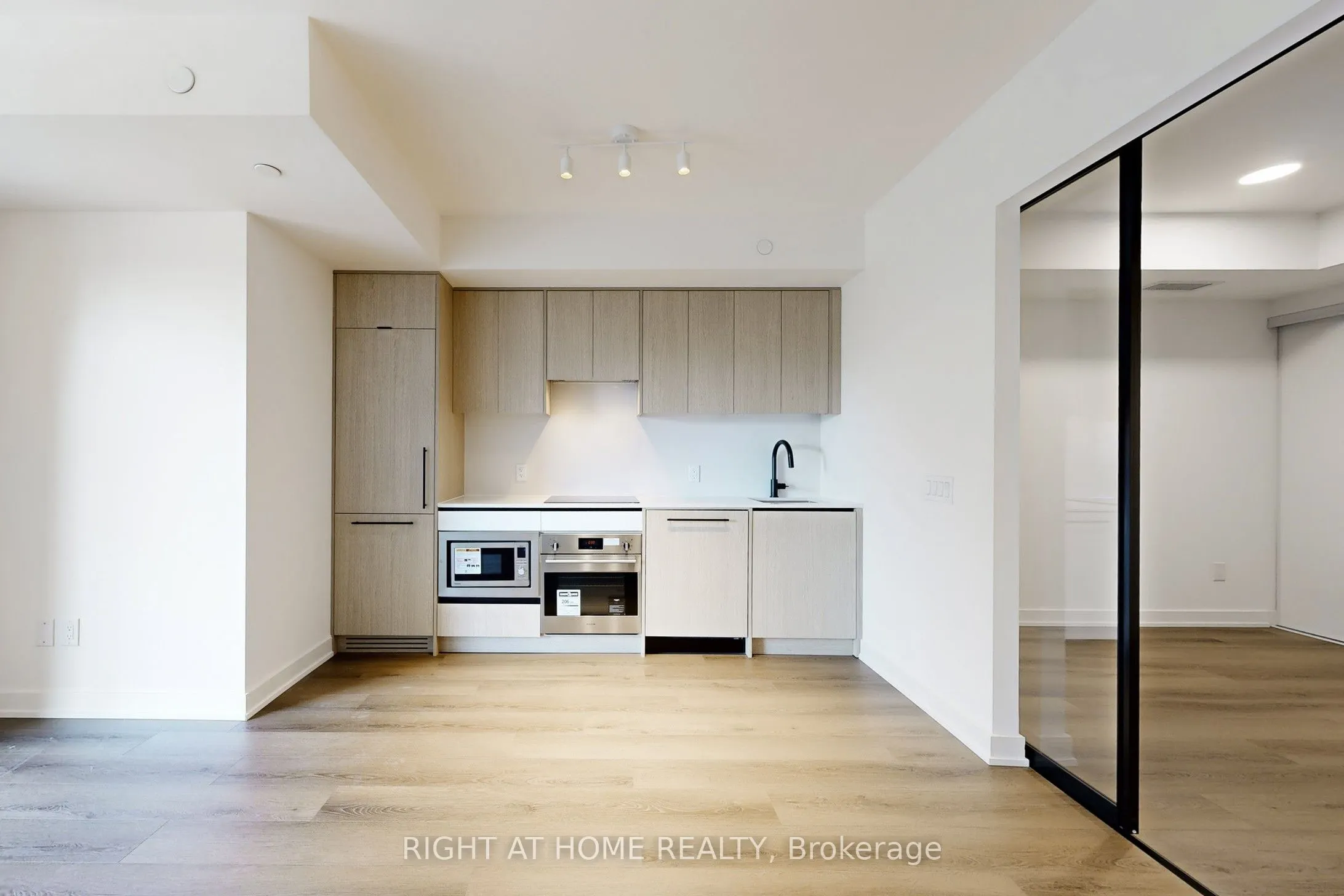 5 Lakeview Avenue, #311