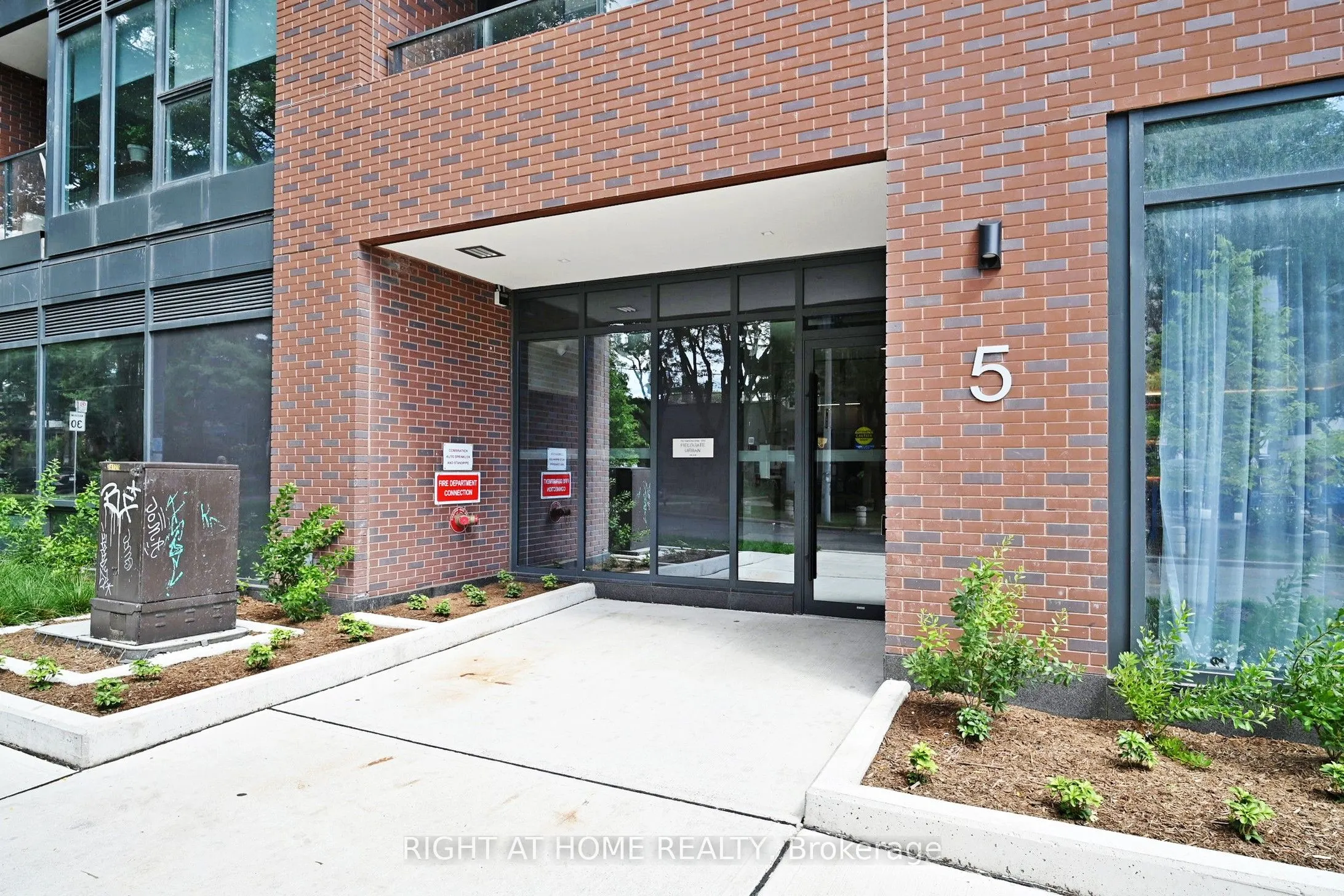 5 Lakeview Avenue, #311