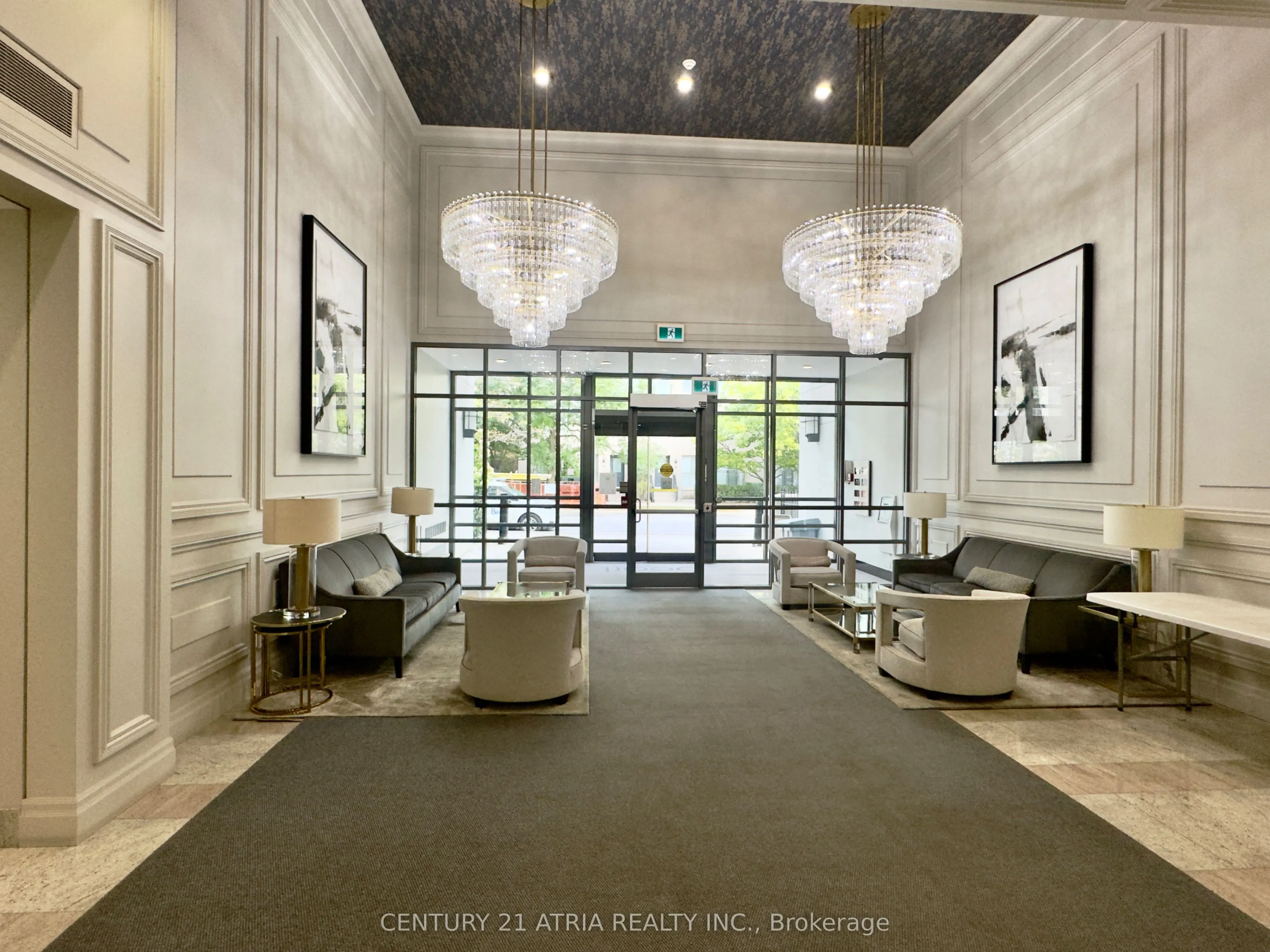 35 Hollywood Avenue, #218