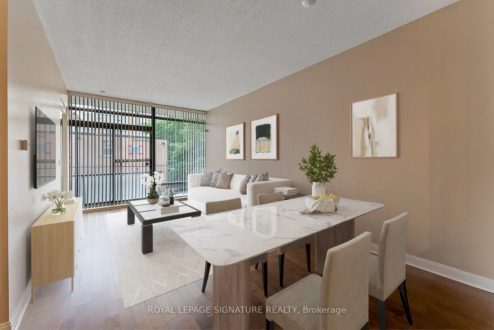 21 Scollard Street, #209