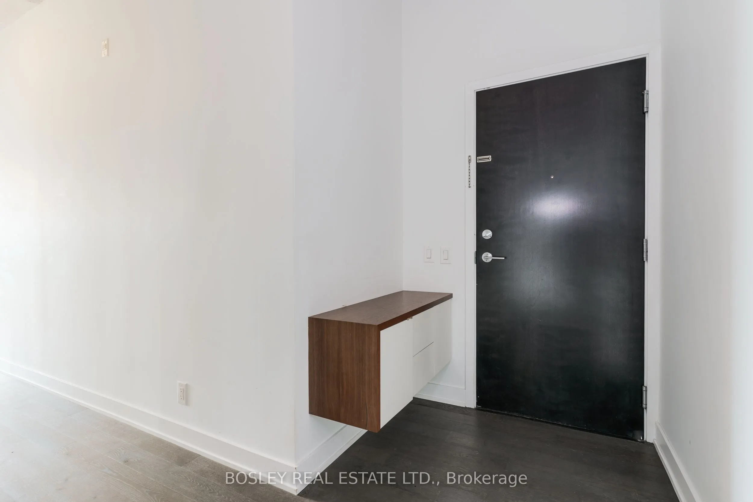2 Gladstone Avenue, #402