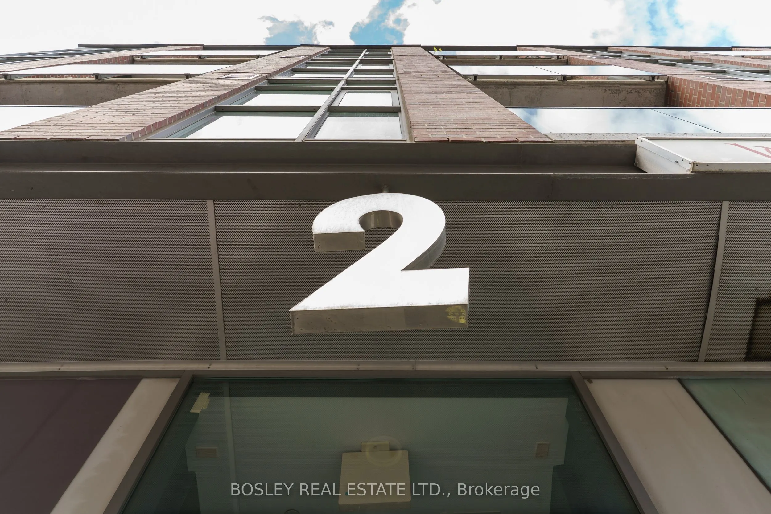 2 Gladstone Avenue, #402
