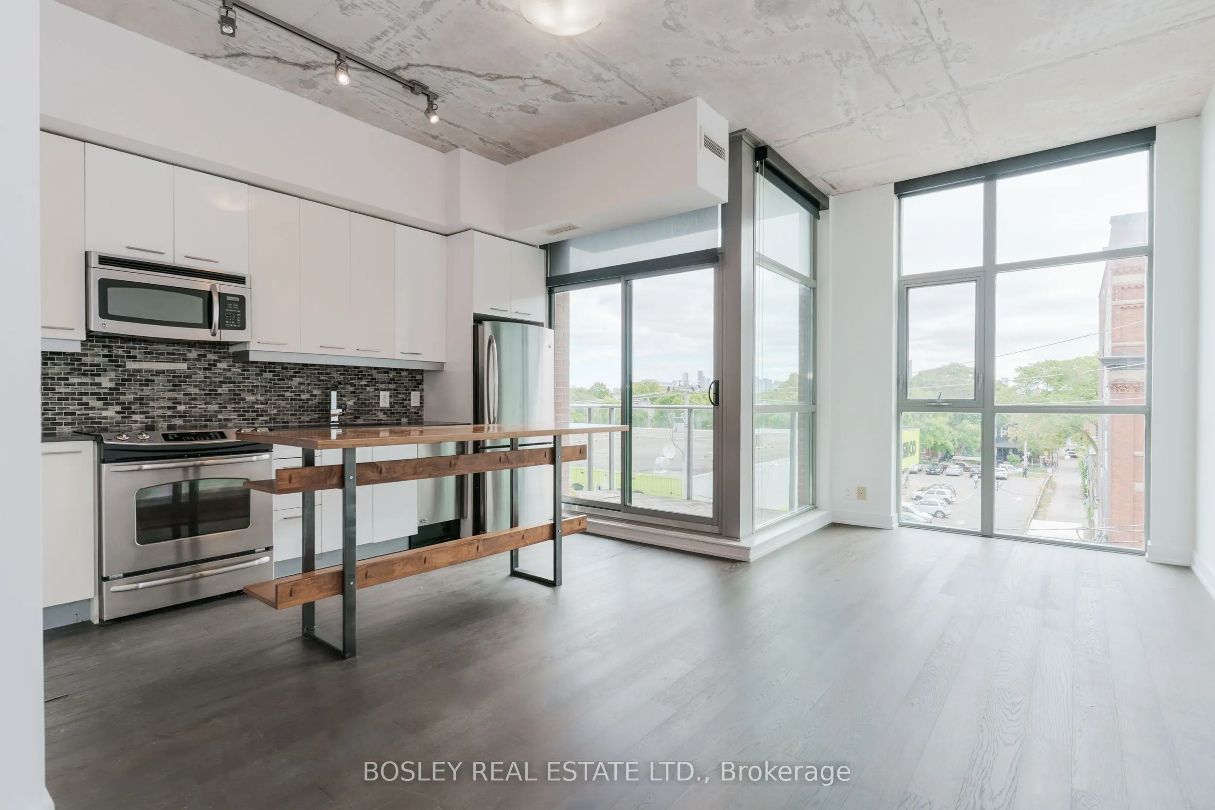 2 Gladstone Avenue, #402