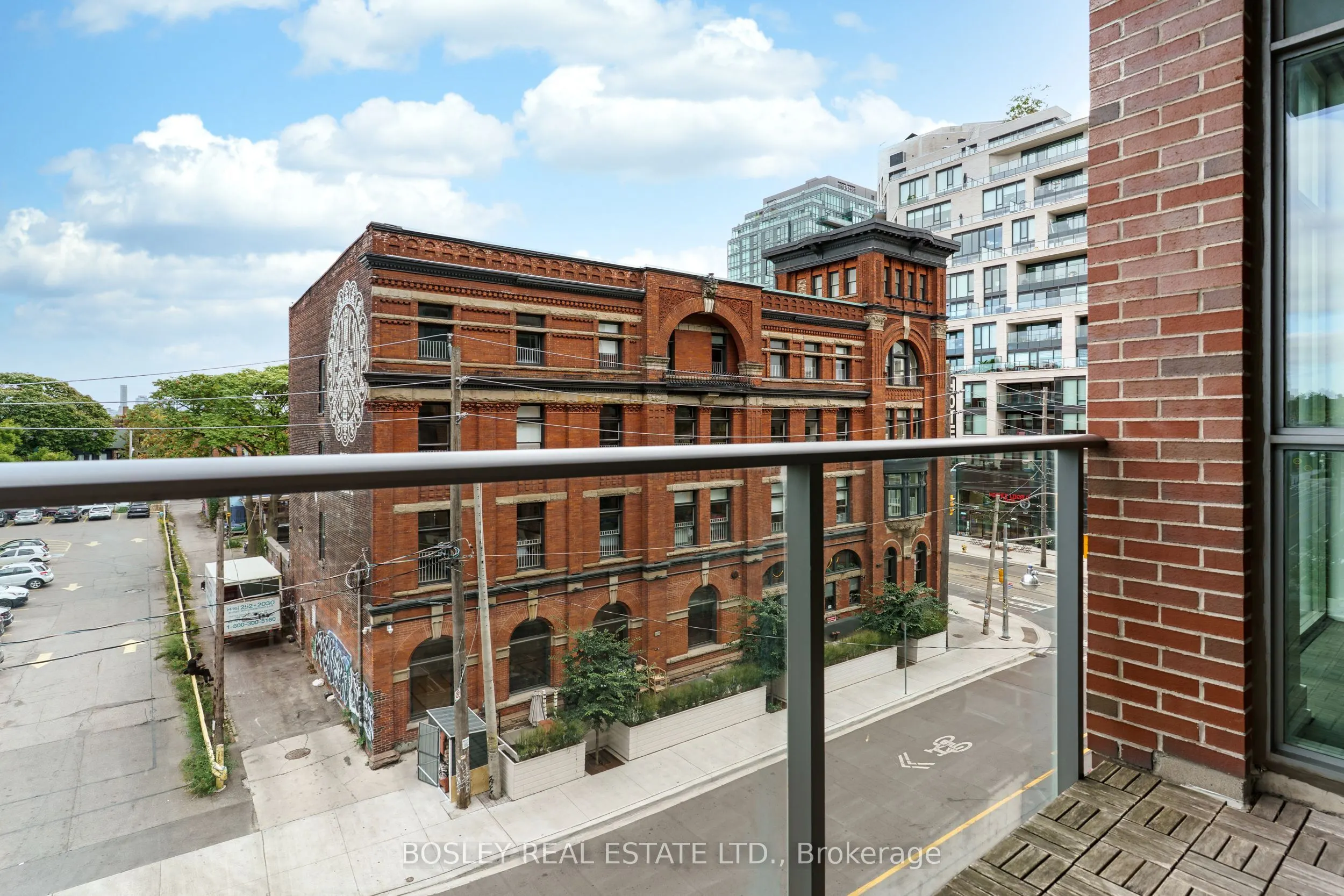 2 Gladstone Avenue, #402