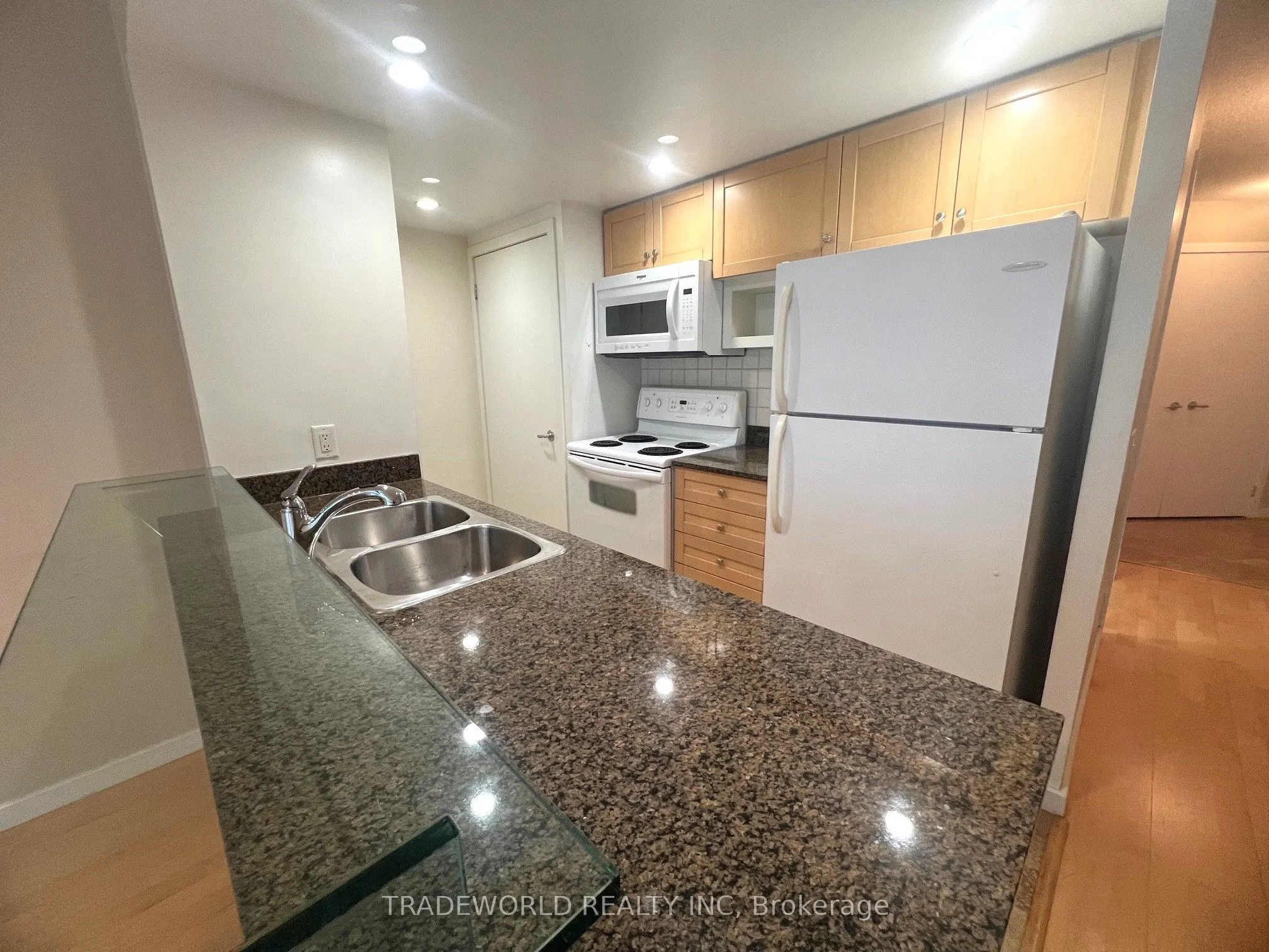 8 York Street, #1205
