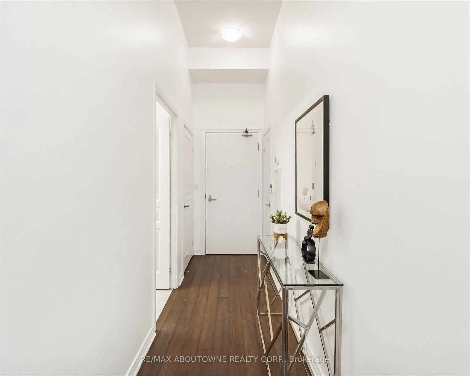 352 Front Street W, #211