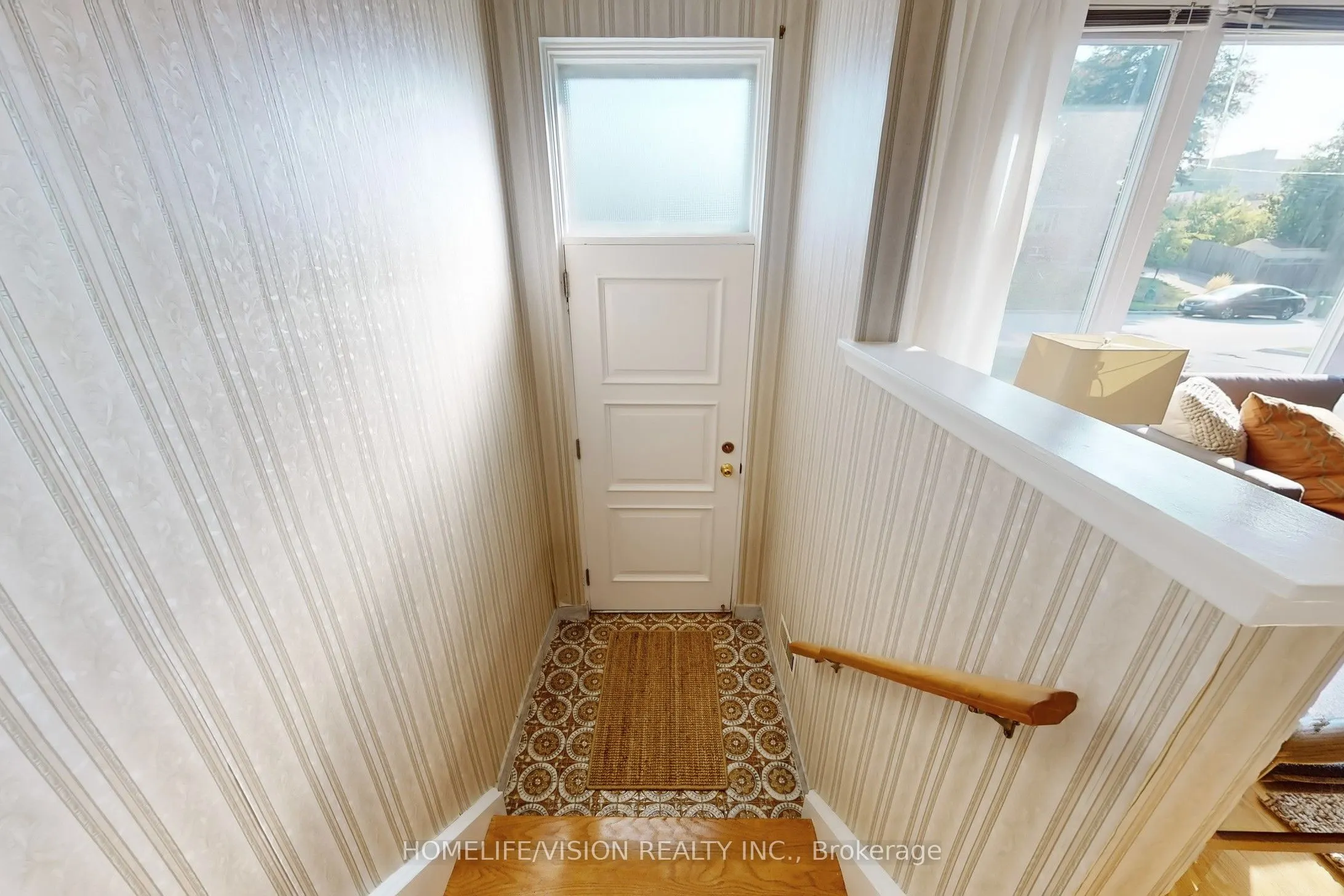 54 Pinebrook Avenue
