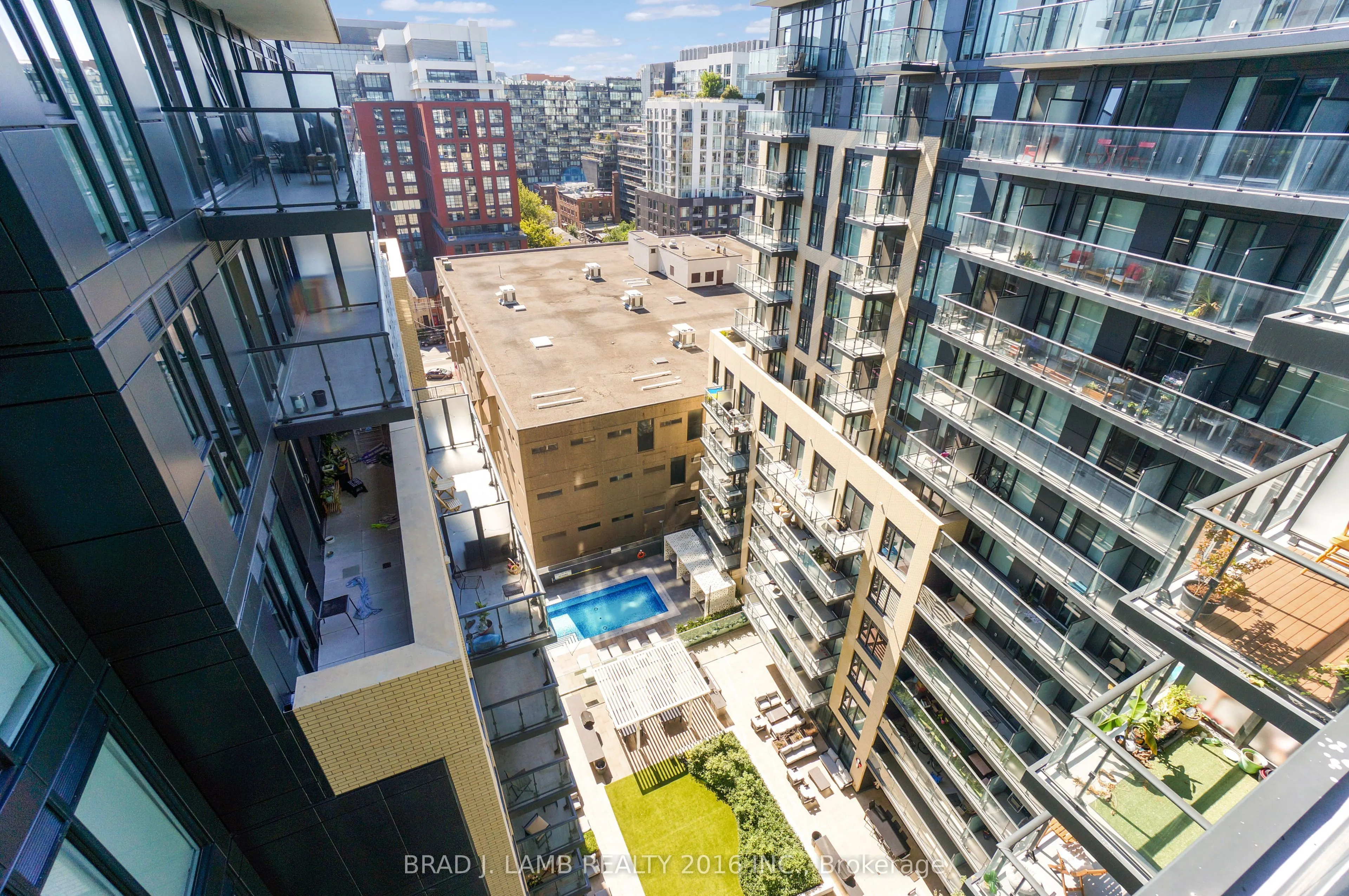 543 Richmond Street W, #1413