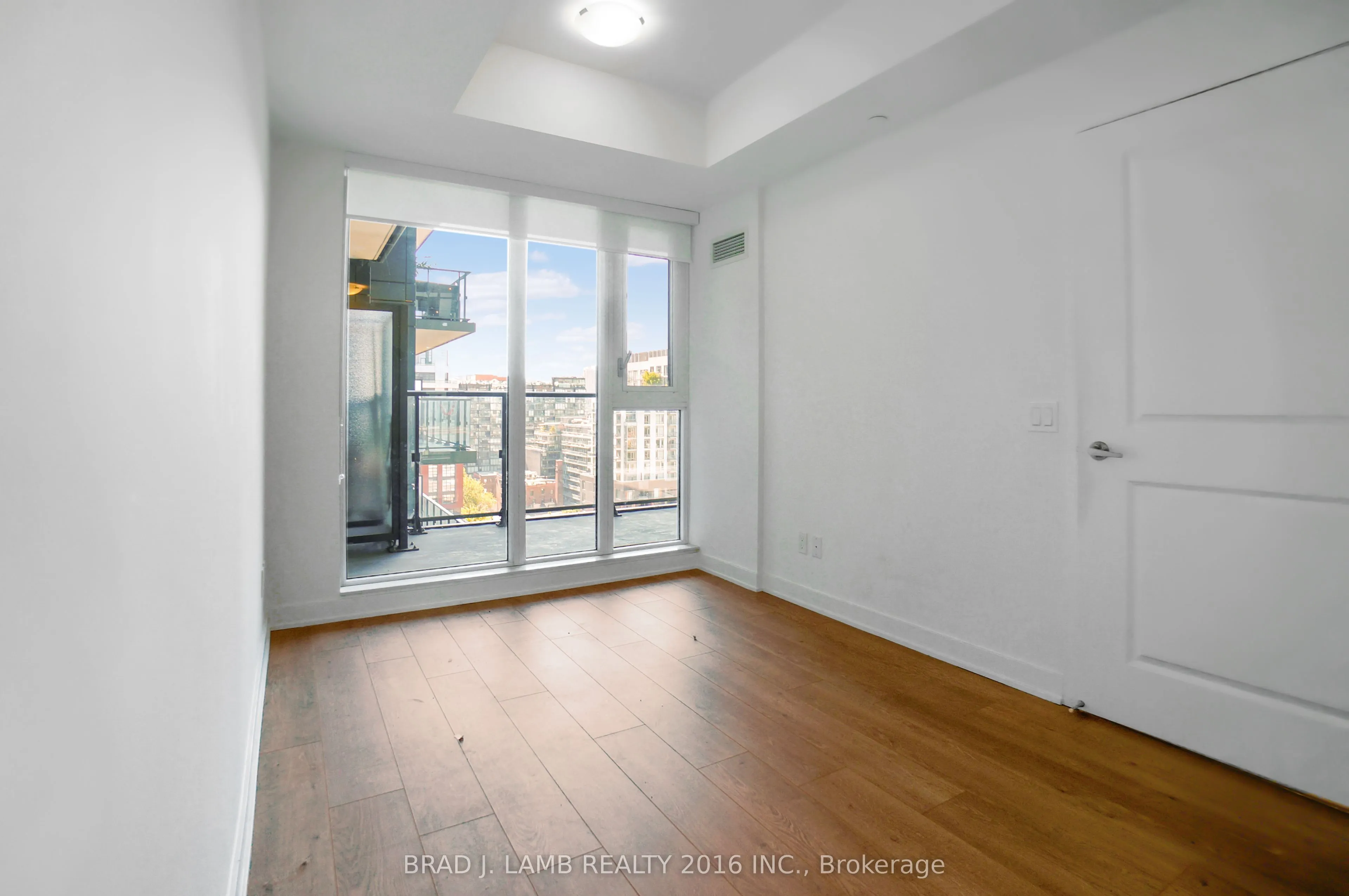 543 Richmond Street W, #1413