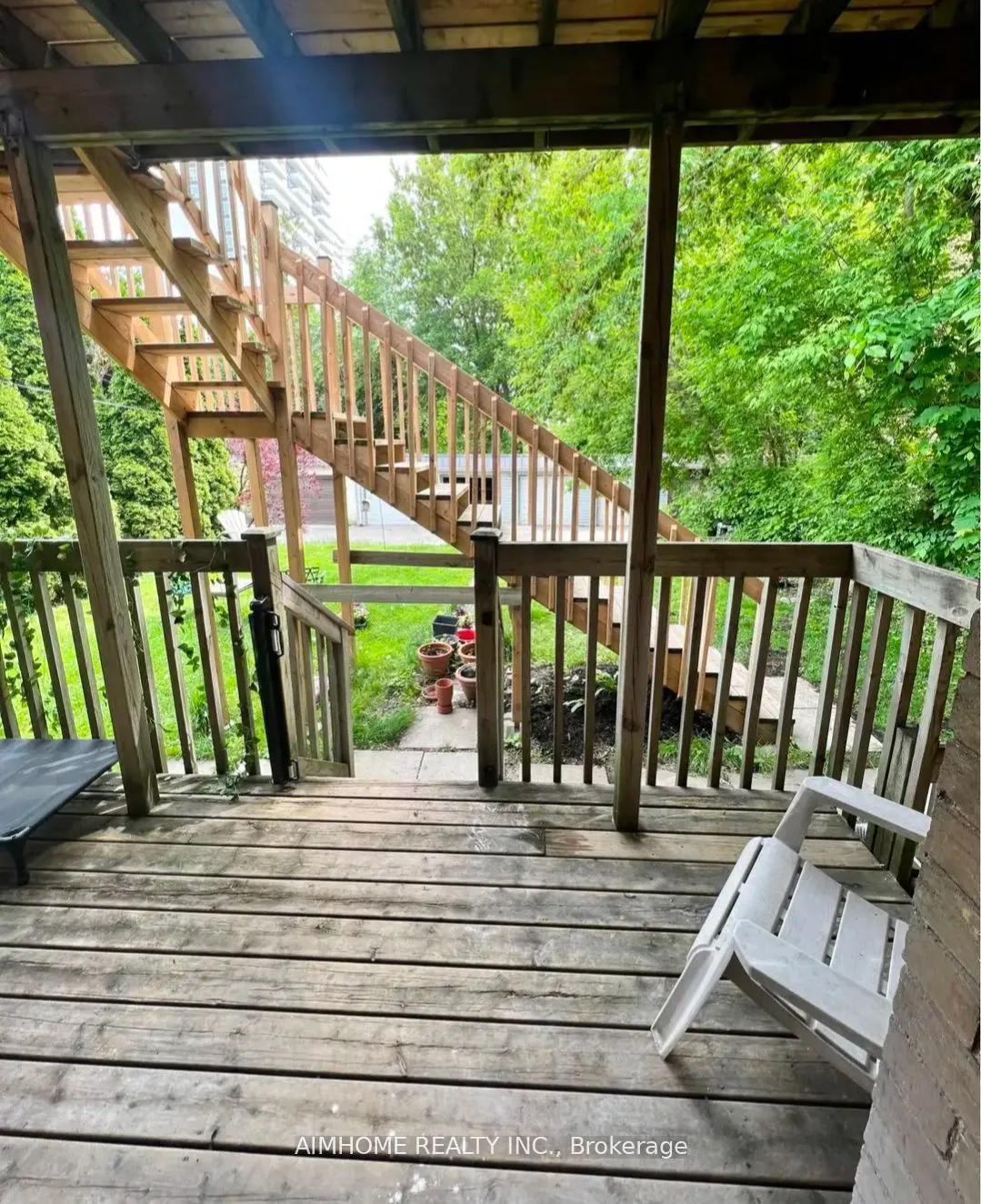 189 Millwood Road, #upper