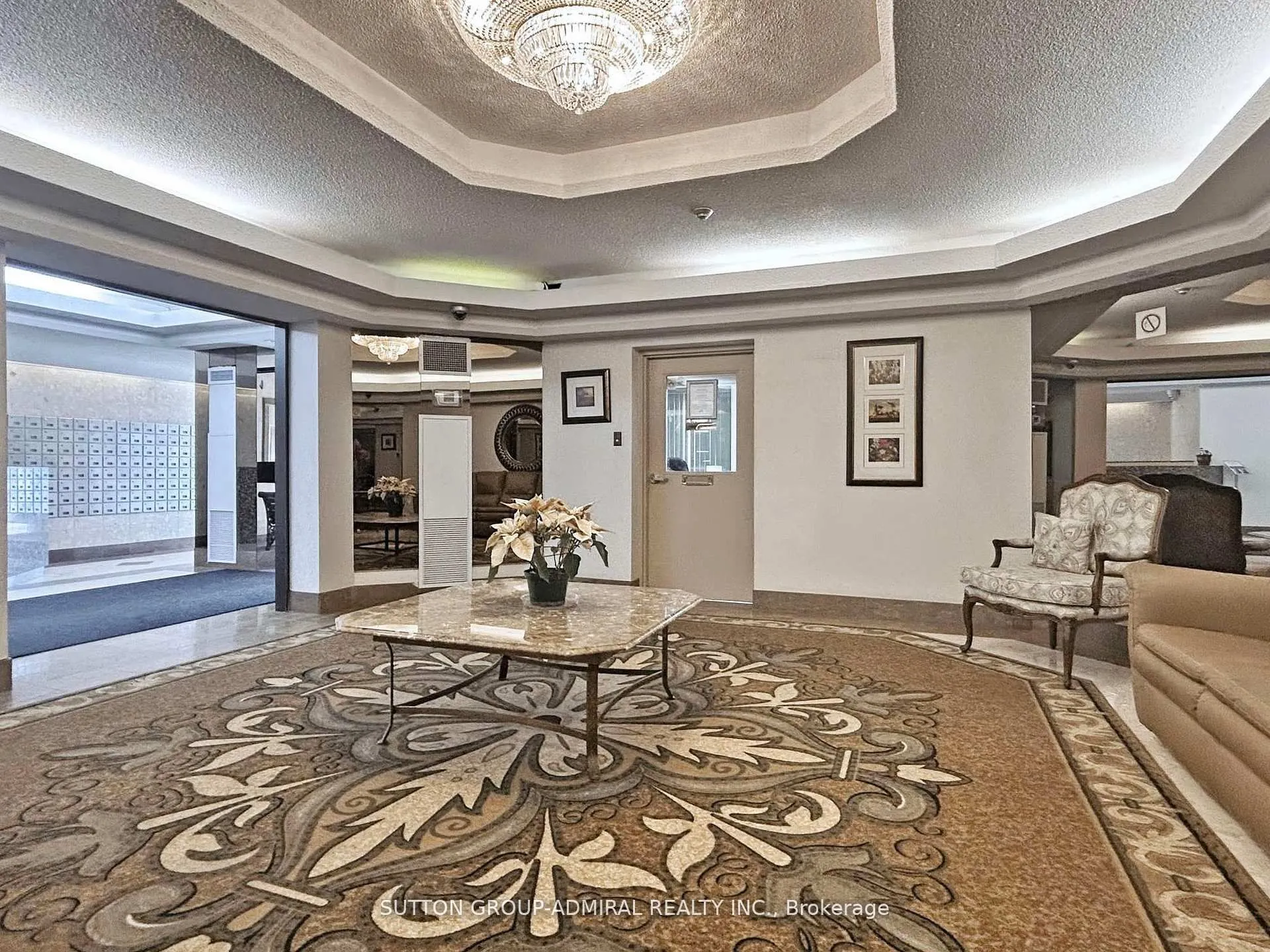 100 Antibes Drive, #1204