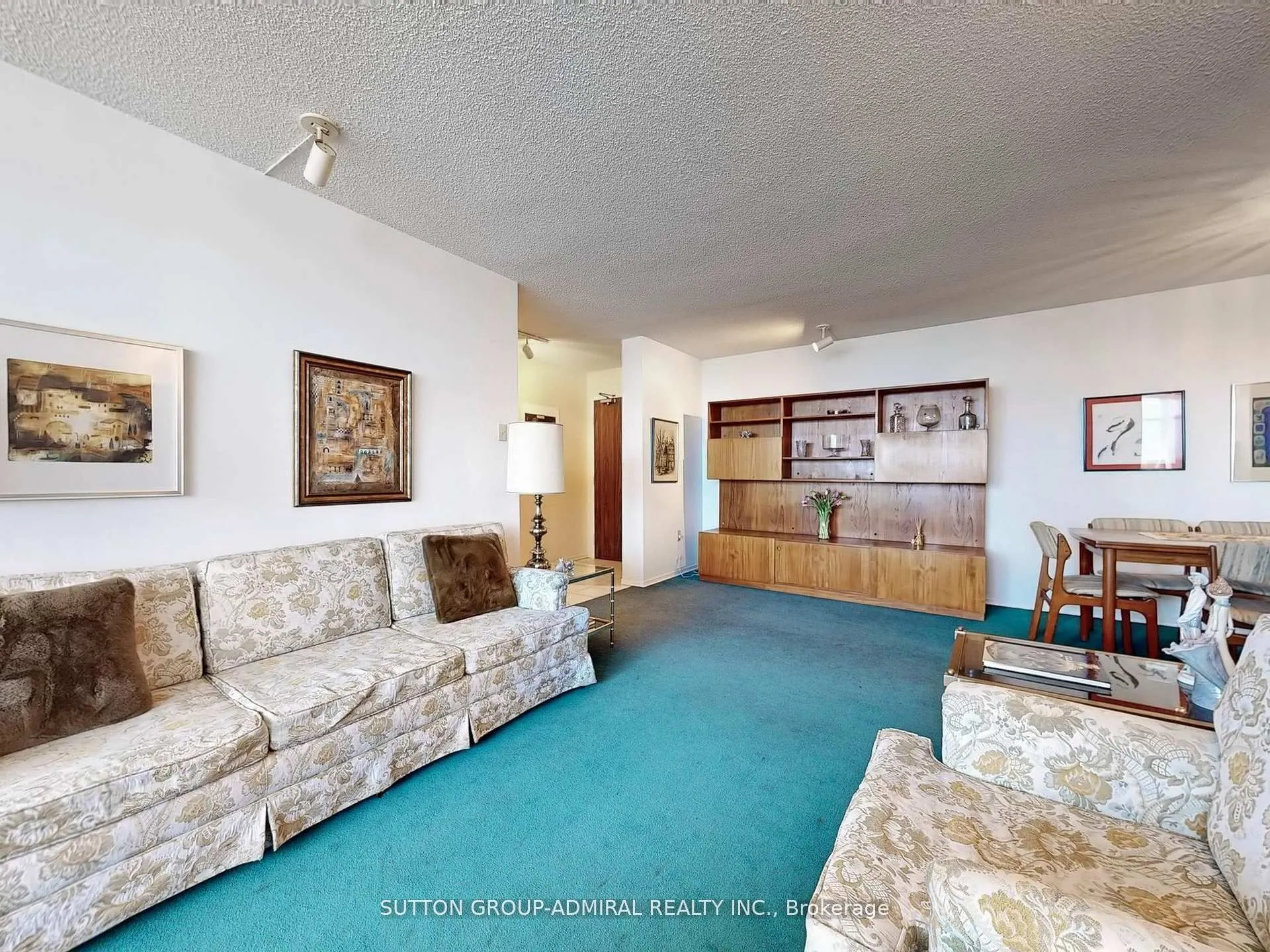 100 Antibes Drive, #1204