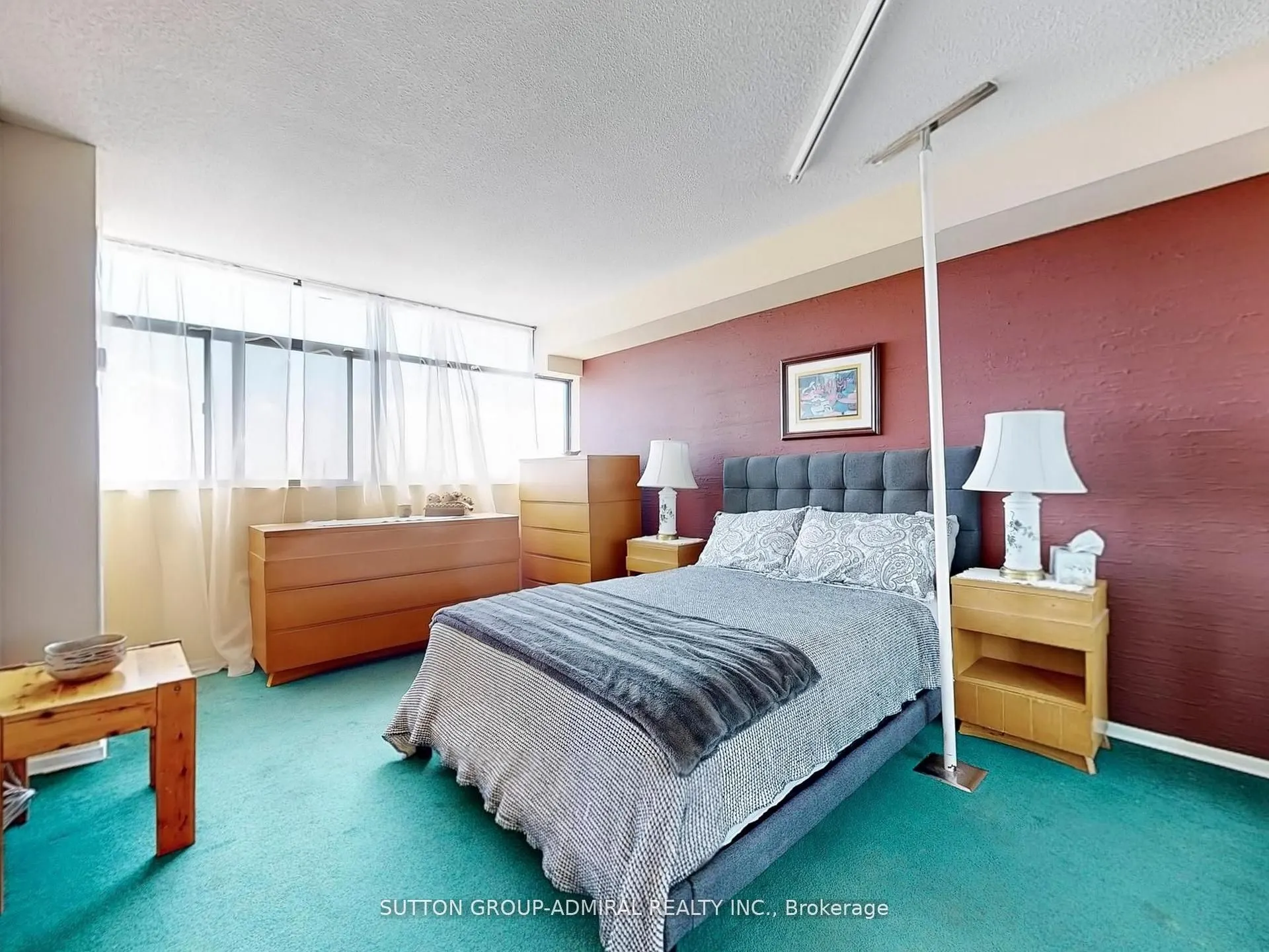 100 Antibes Drive, #1204