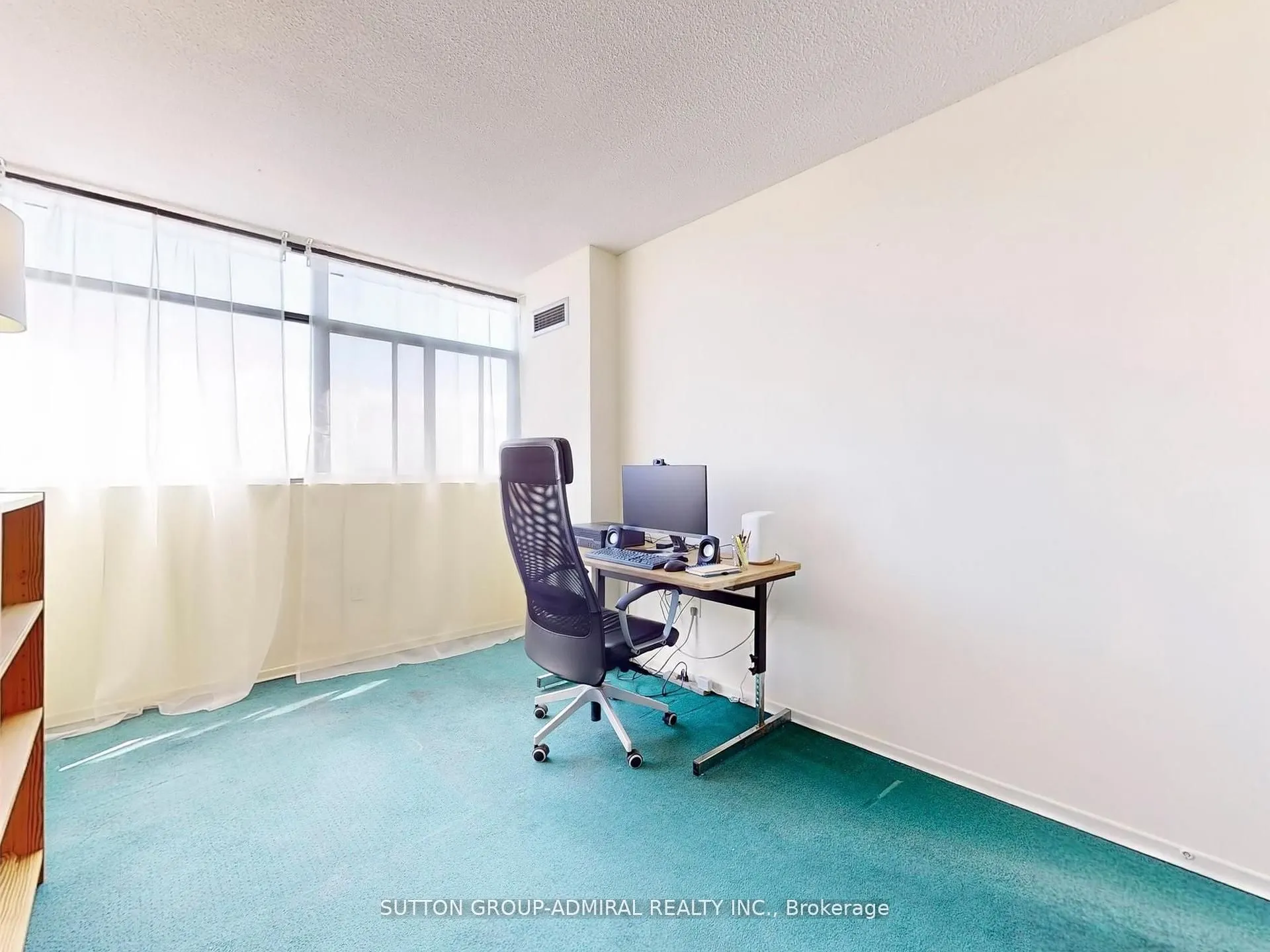 100 Antibes Drive, #1204