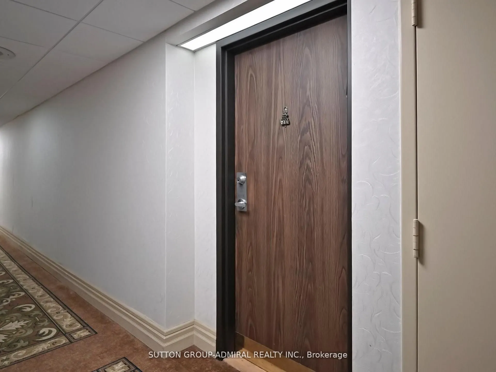100 Antibes Drive, #1204