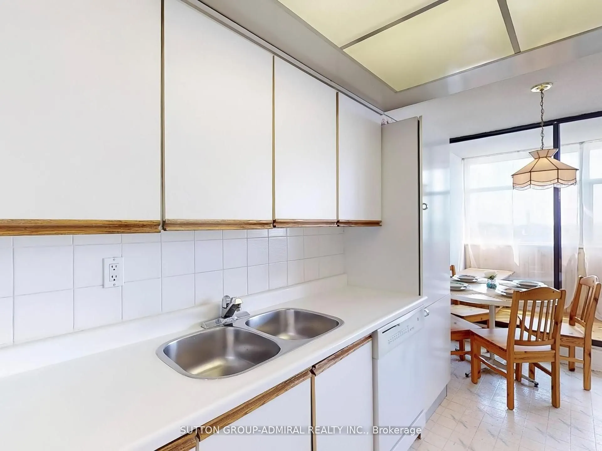 100 Antibes Drive, #1204