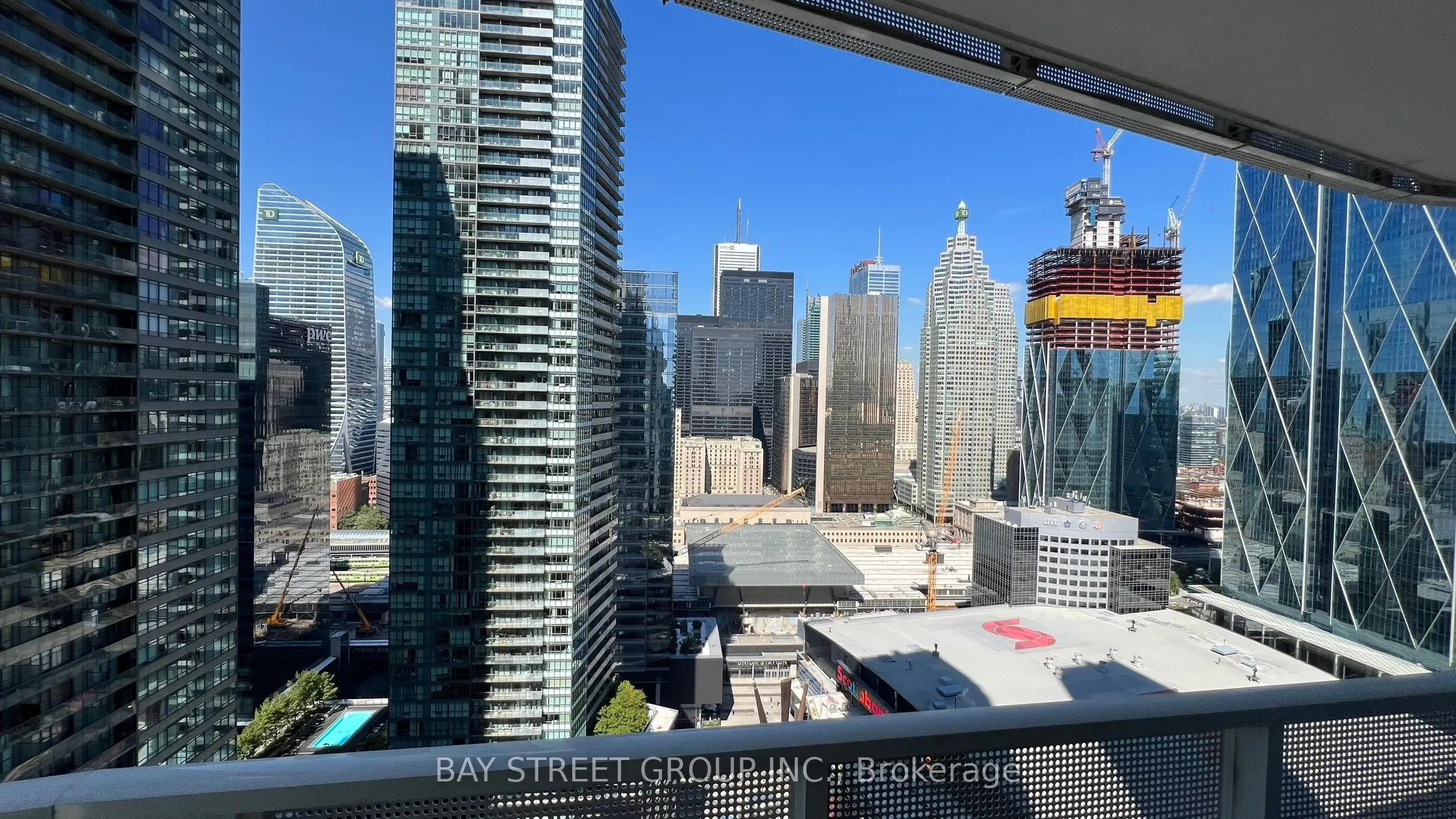 100 Harbour Street, #3302